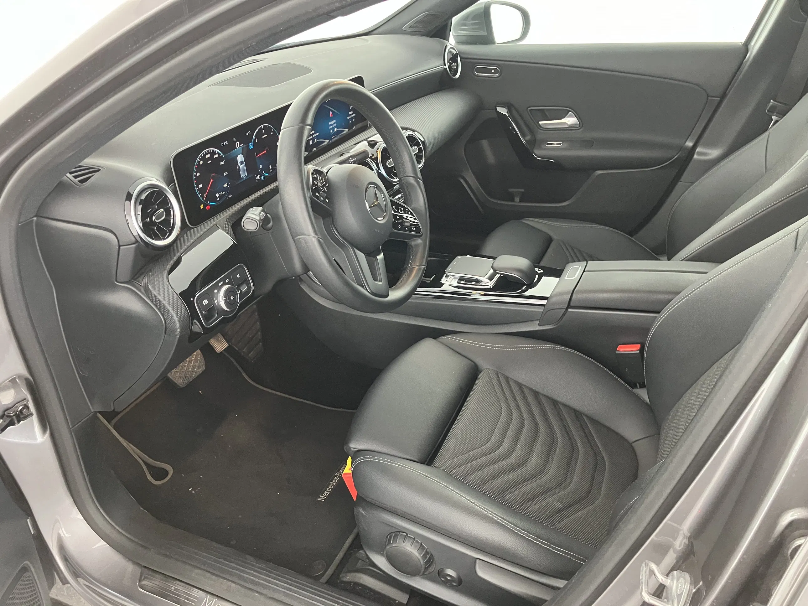 Mercedes-Benz A 180 d Aut. | Bild 29 von 31