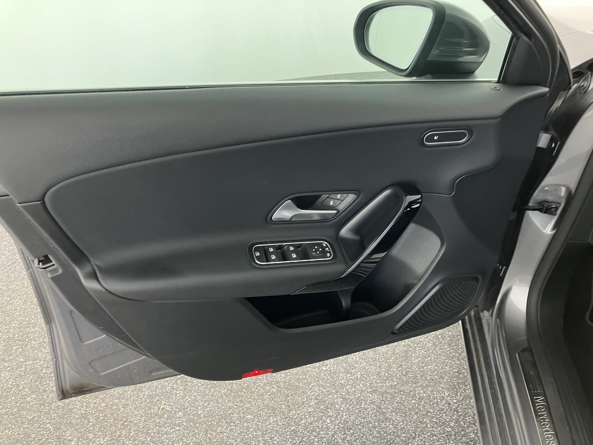 Mercedes-Benz A 180 d Aut. | Bild 30 von 31