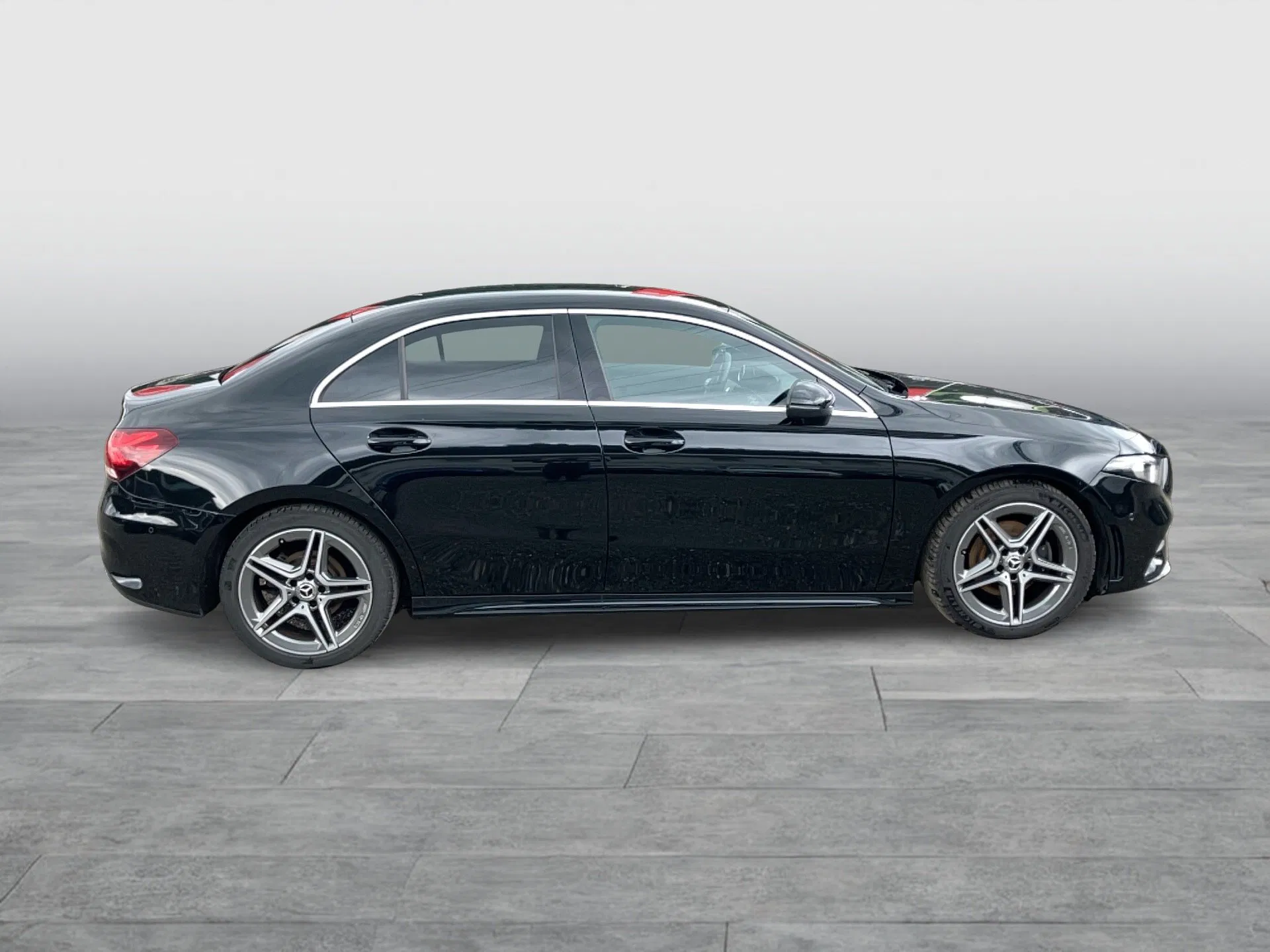 Mercedes-Benz A 180 d Limo. Aut. AMG | Bild 6 von 22