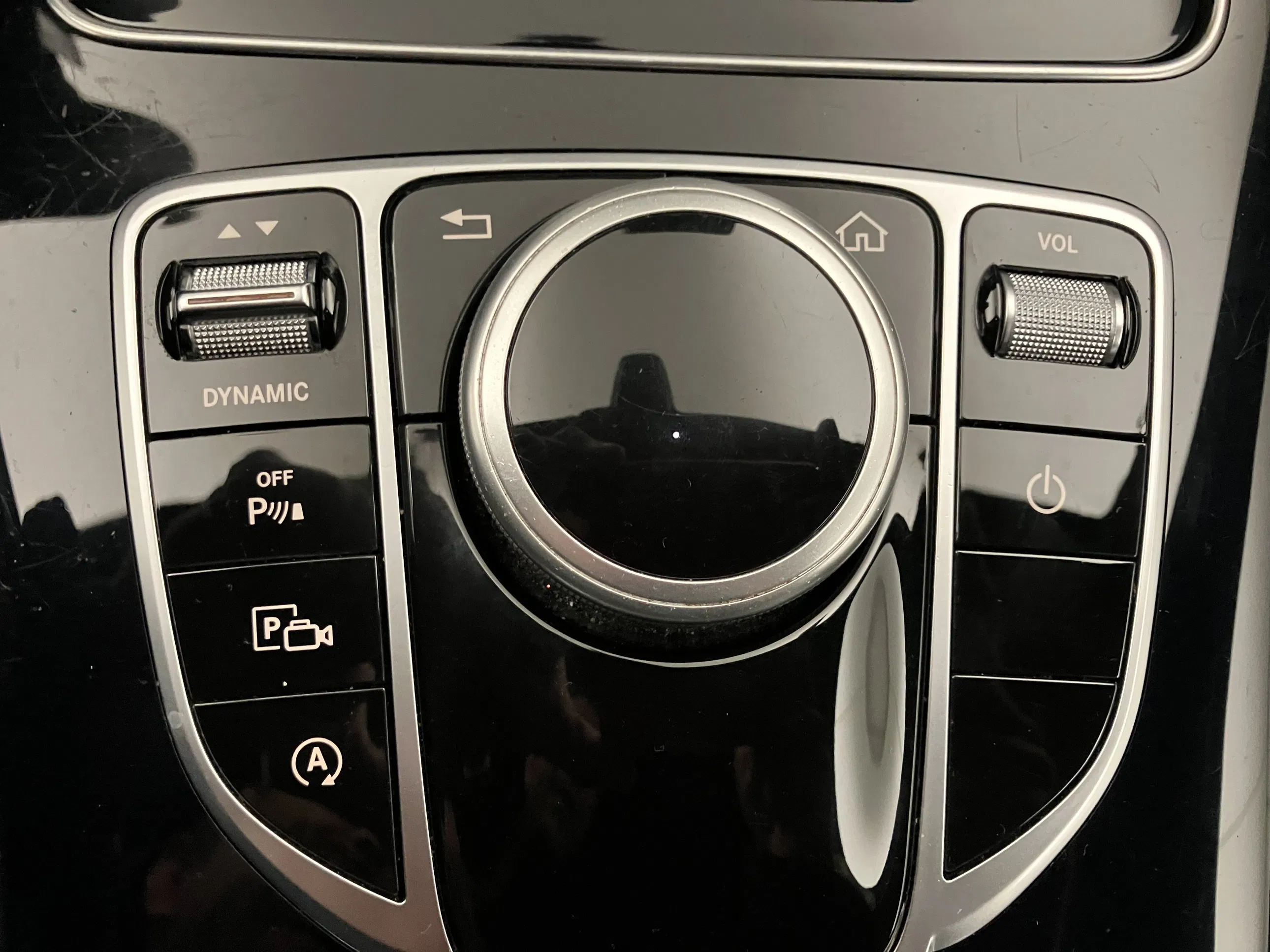 Mercedes-Benz C 220 d T 4MATIC Aut. | Bild 21 von 26