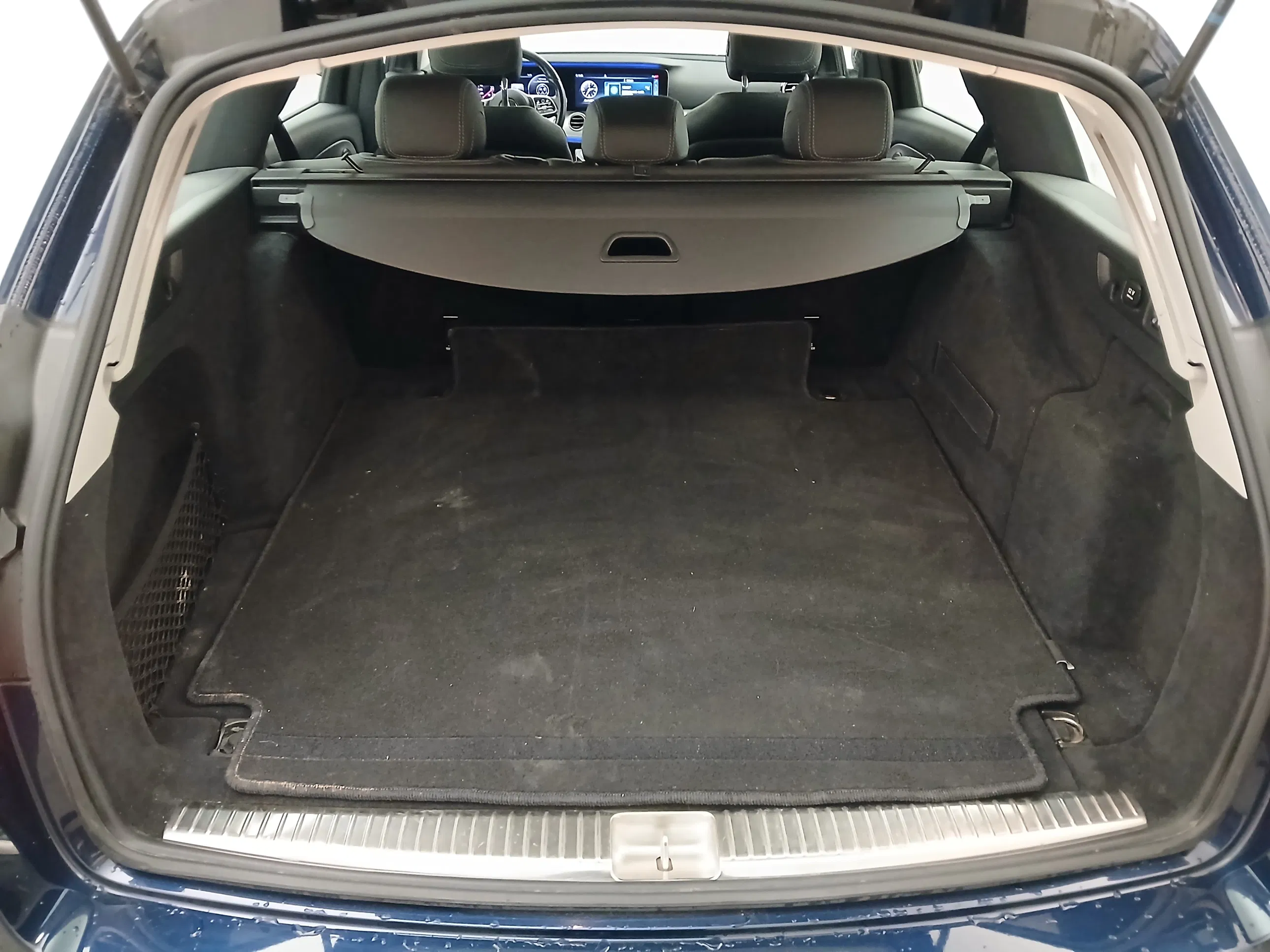 Mercedes-Benz E 200 d Avantgarde | Bild 27 von 30