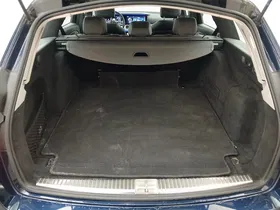 Mercedes-Benz E 200 d Avantgarde | Thumbnail 27 von 30