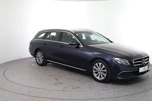 Mercedes-Benz E 200 d Avantgarde | Thumbnail 3 von 30