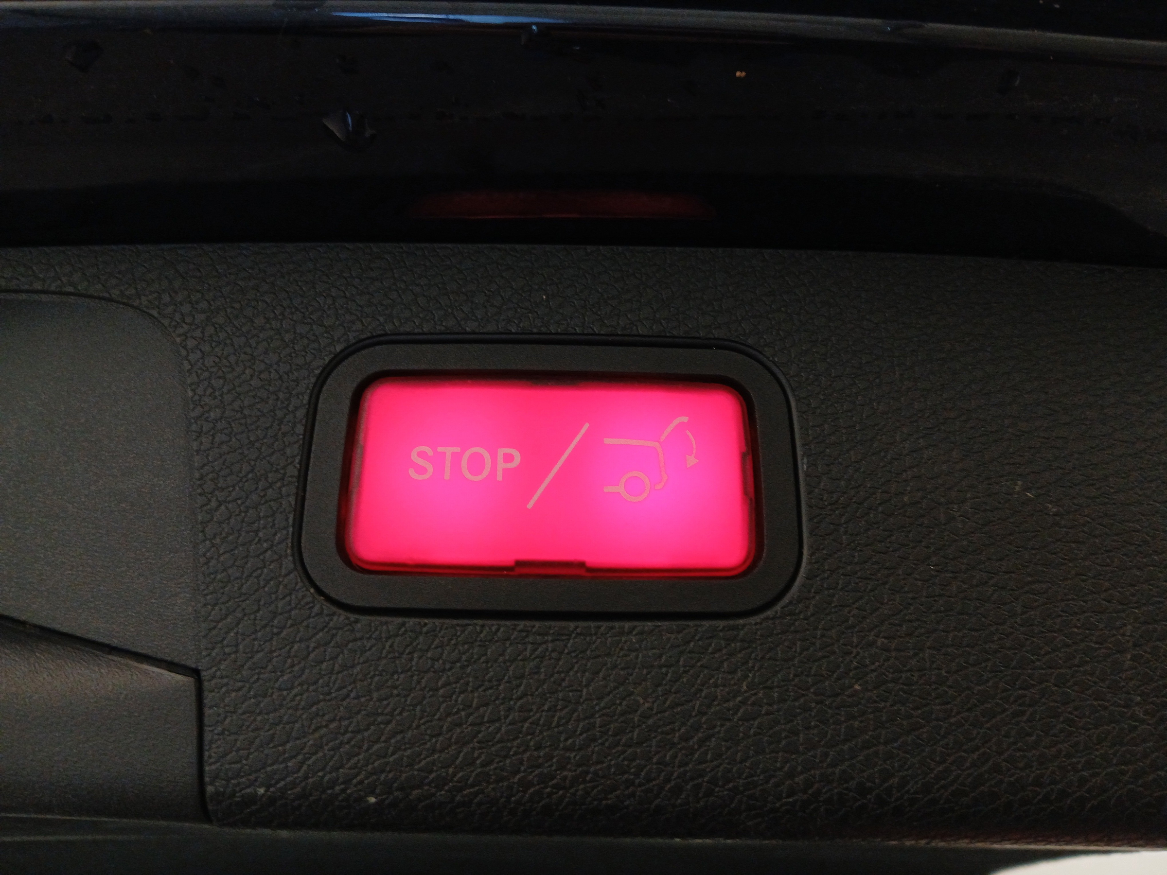 Mercedes-Benz E 200 d Avantgarde | Bild 29 von 30