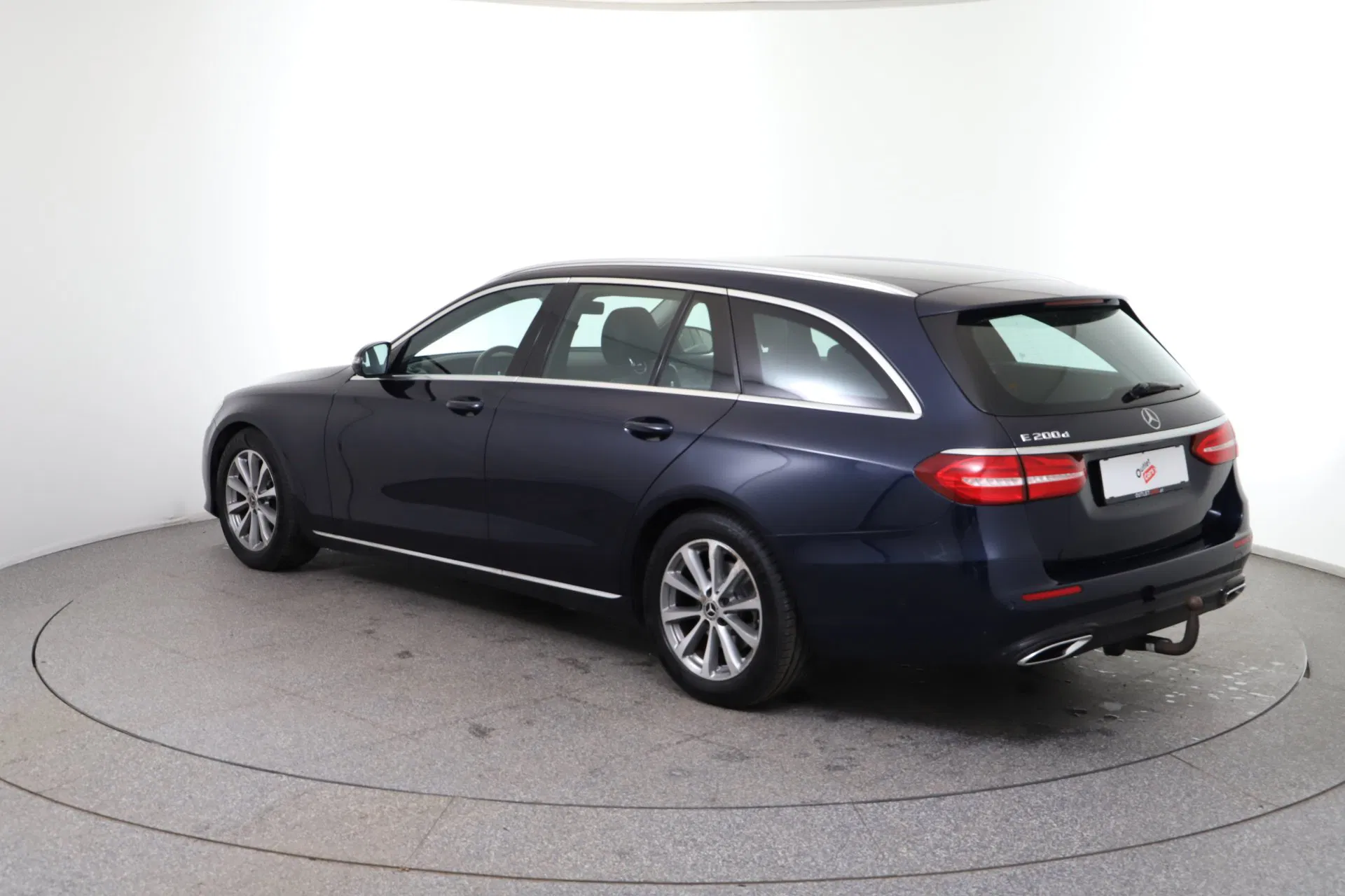 Mercedes-Benz E 200 d Avantgarde | Bild 7 von 30