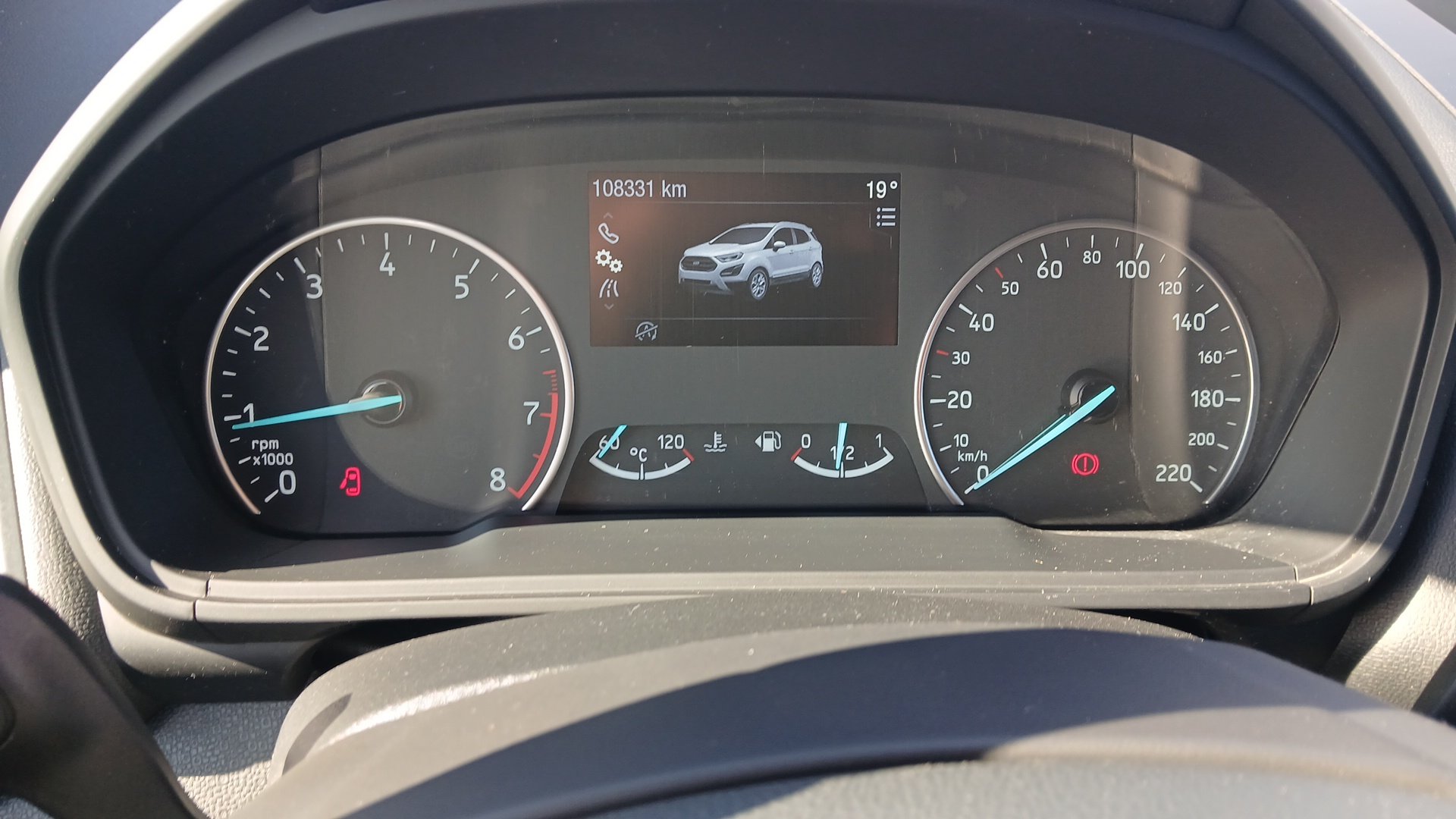 Ford EcoSport 1.0 EcoBoost Trend | Bild 16 von 22