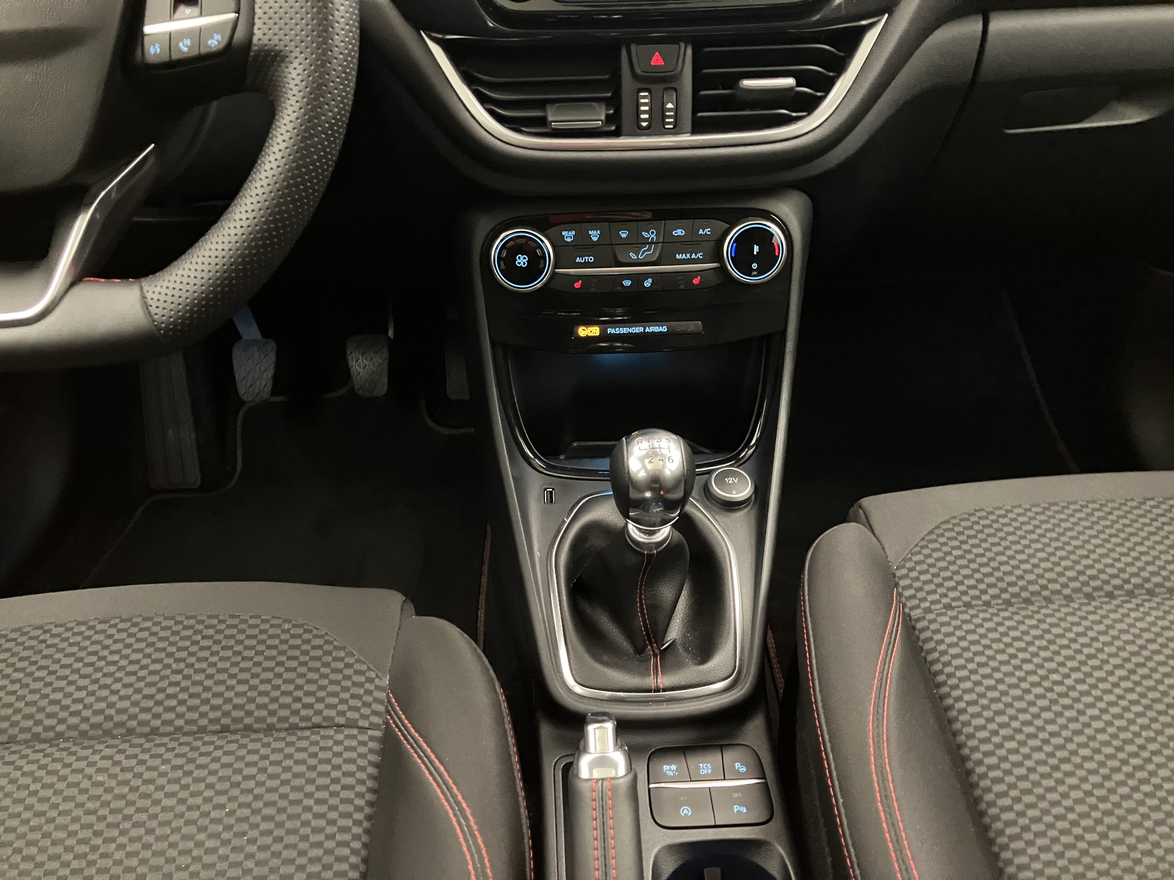 Ford Puma 1.5 EcoBlue ST-Line | Bild 22 von 24