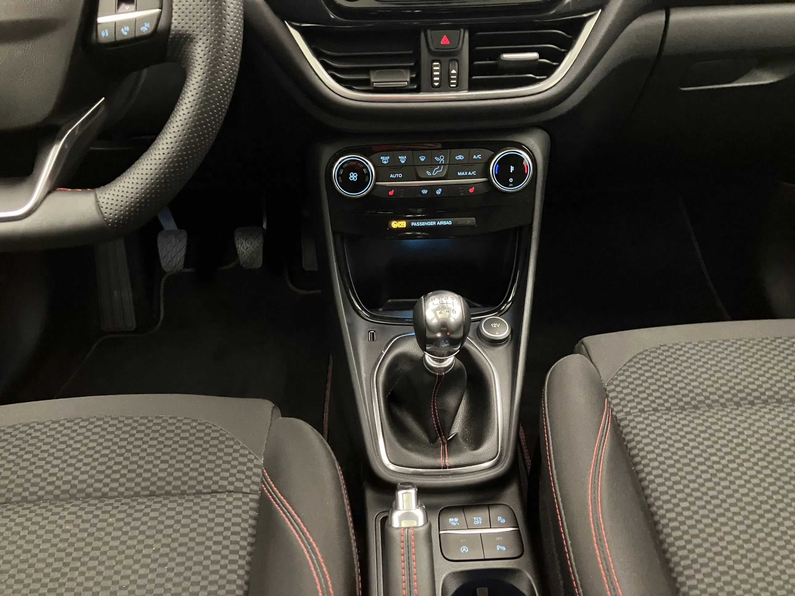 Ford Puma 1.5 EcoBlue ST-Line | Bild 22 von 24