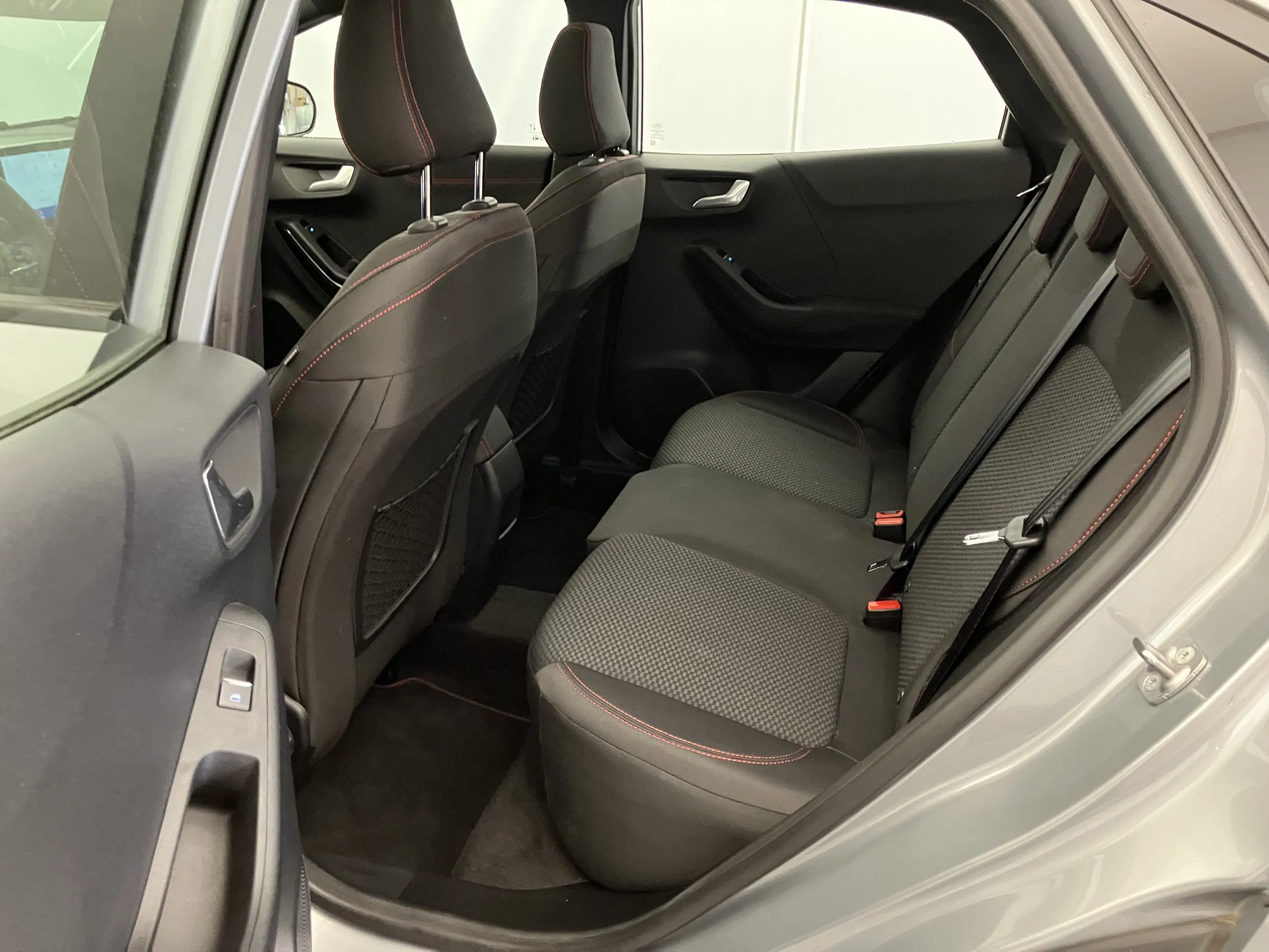 Ford Puma 1.5 EcoBlue ST-Line | Bild 23 von 24