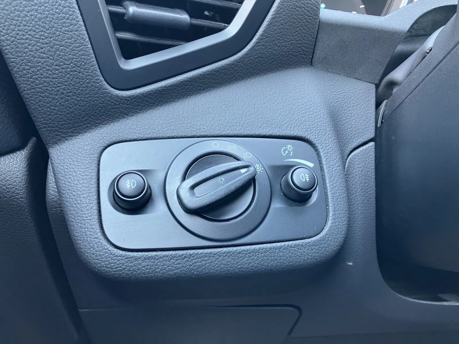 Ford Kuga 1.5 TDCi ST-Line | Bild 11 von 20