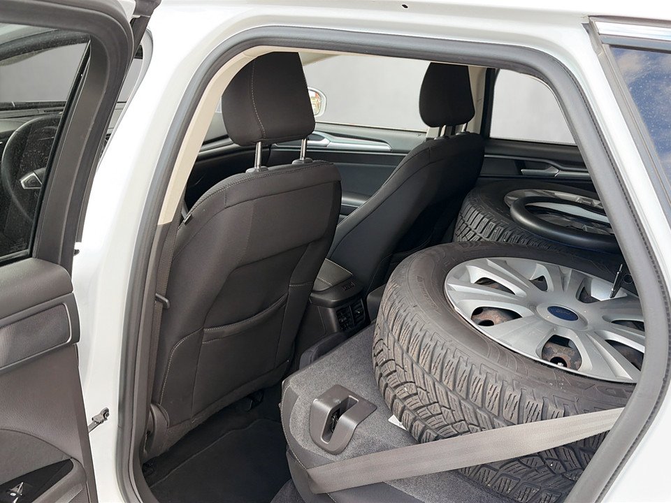 Ford Mondeo Traveller Titanium 2,0 TDCi Aut. | Bild 20 von 24