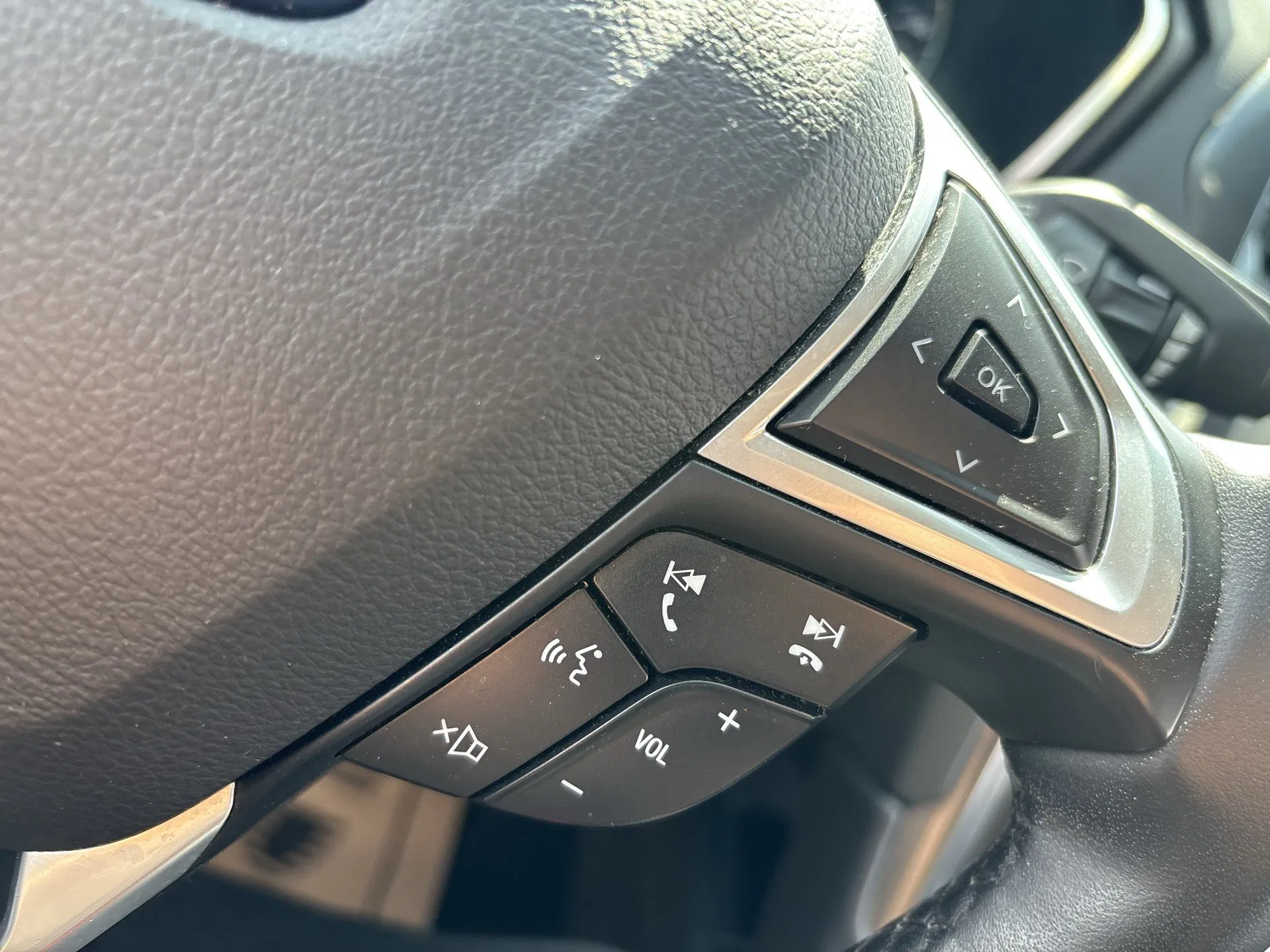 Ford Mondeo Traveller 2.0 EcoBlue TEMP) Titanium | Bild 12 von 21