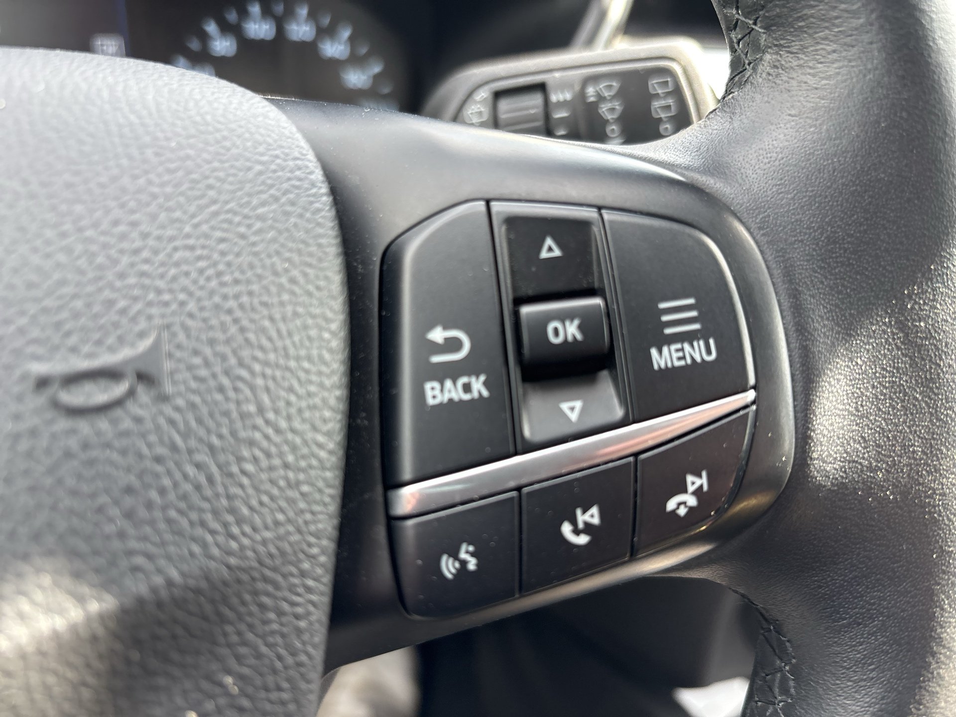 Ford Kuga 2.0 EcoBLue Cool & Connect | Bild 14 von 23