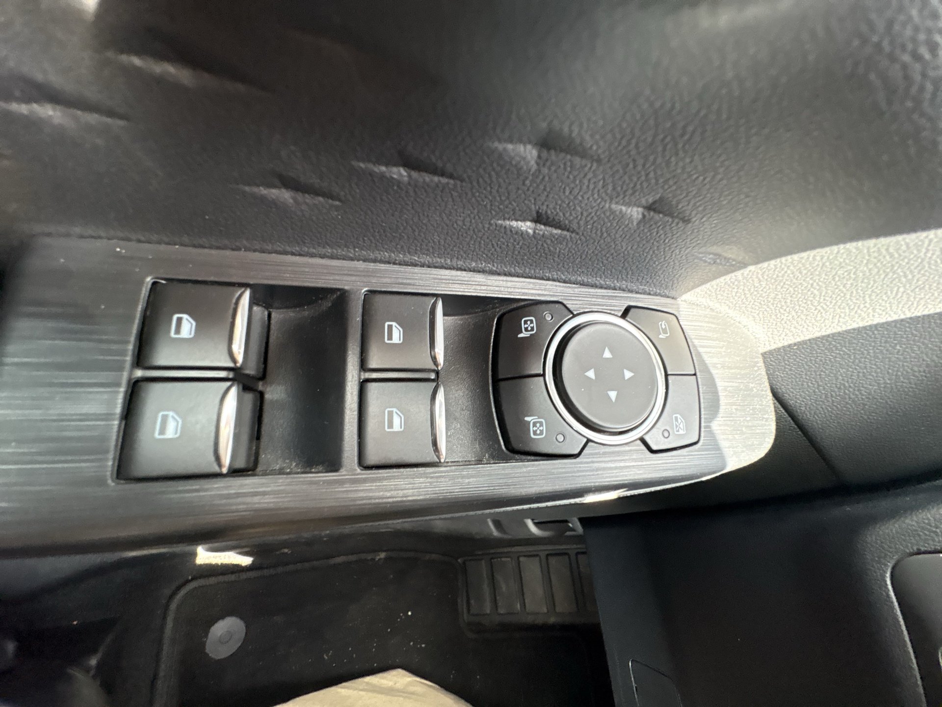 Ford Kuga 2.0 EcoBLue Cool & Connect | Bild 8 von 23