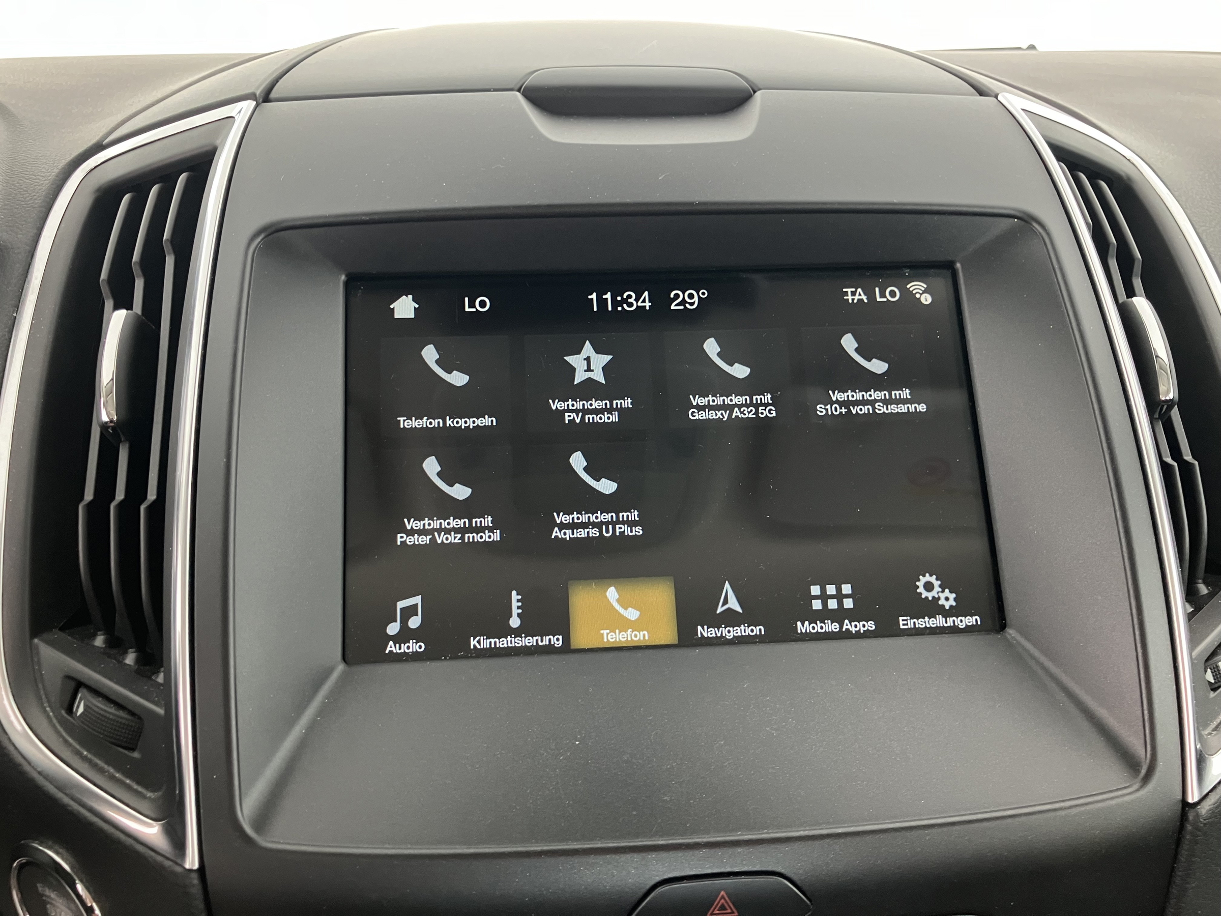 Ford S-MAX Titanium 2.0 EcoBlue SCR Aut. | Bild 13 von 31