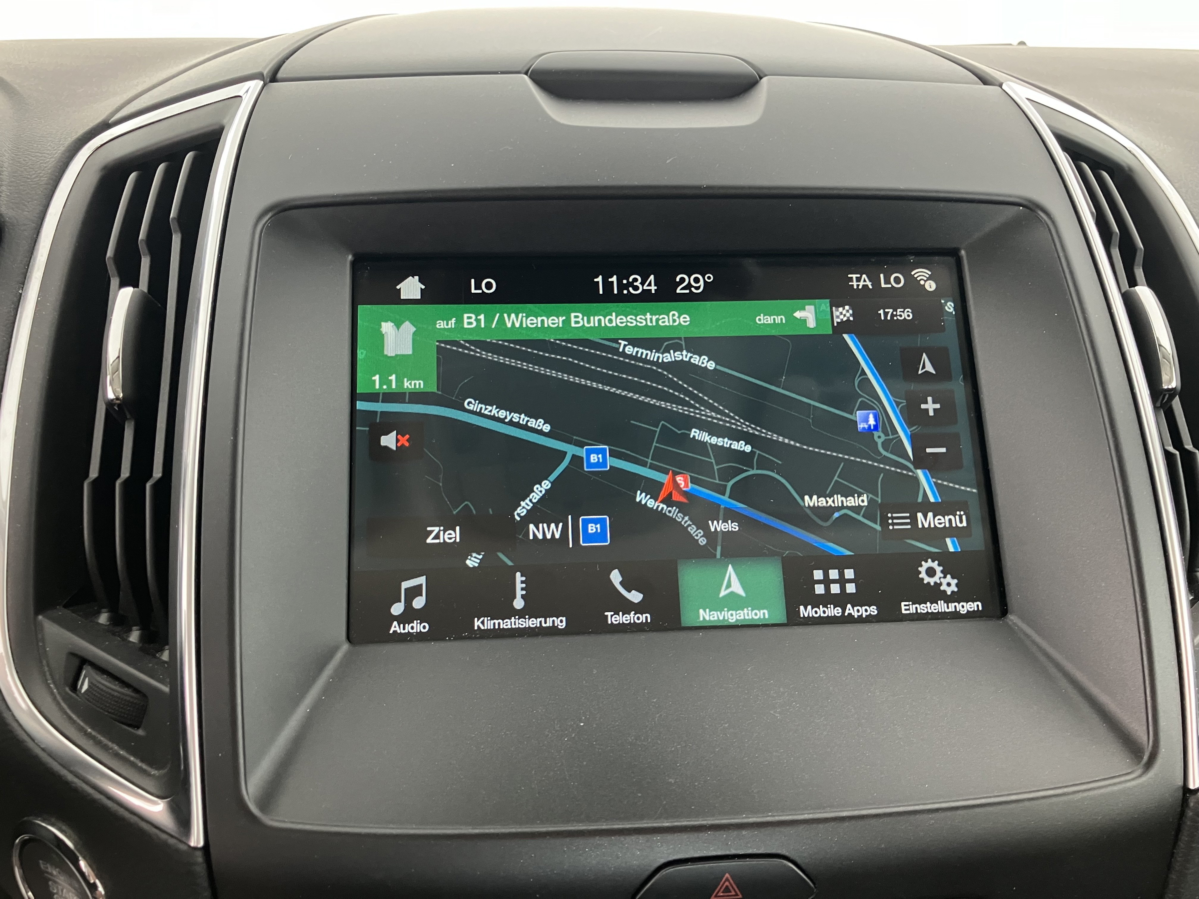 Ford S-MAX Titanium 2.0 EcoBlue SCR Aut. | Bild 14 von 31