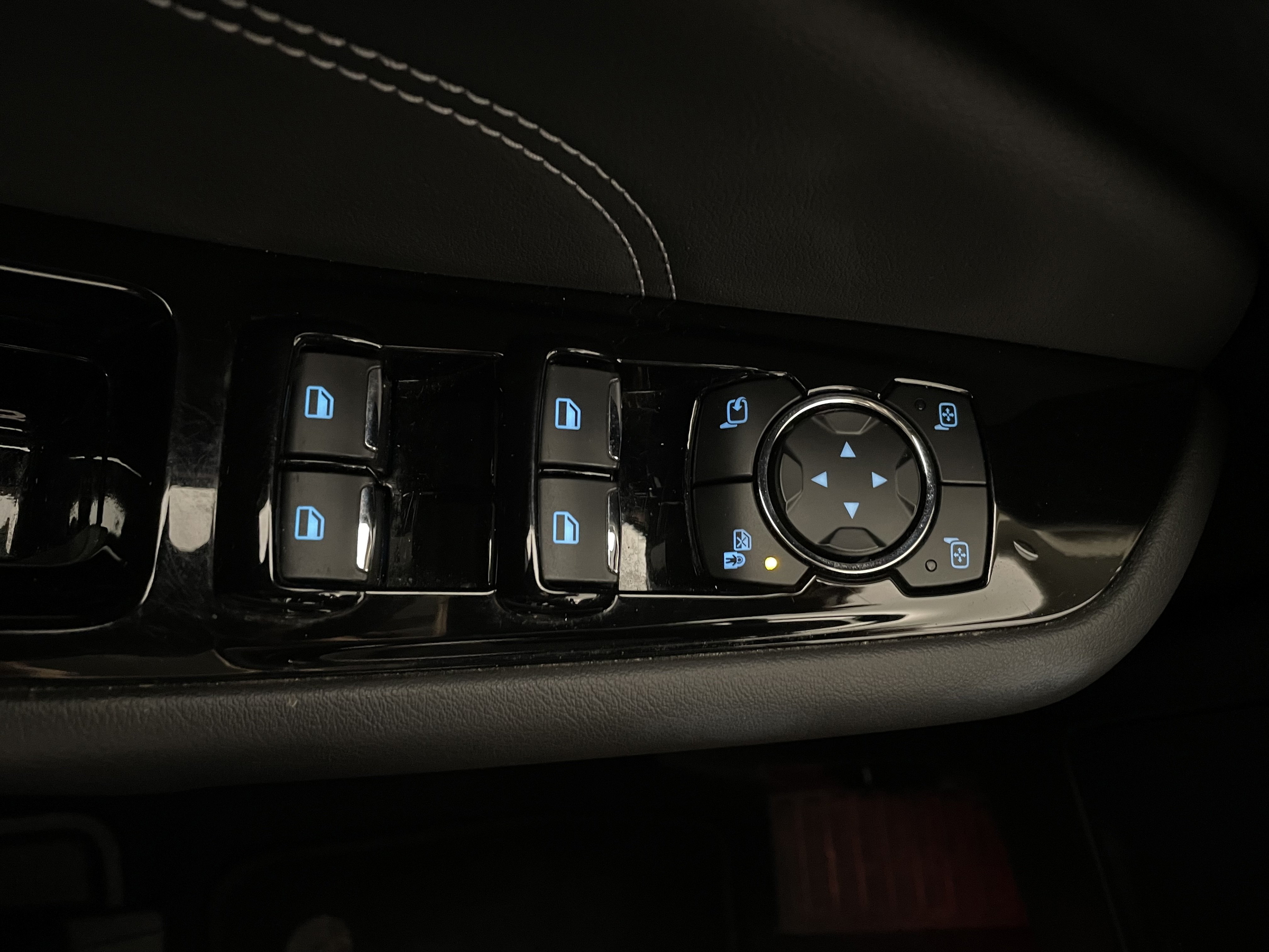 Ford Galaxy 2.0 EcoBlue Titanium | Bild 24 von 31