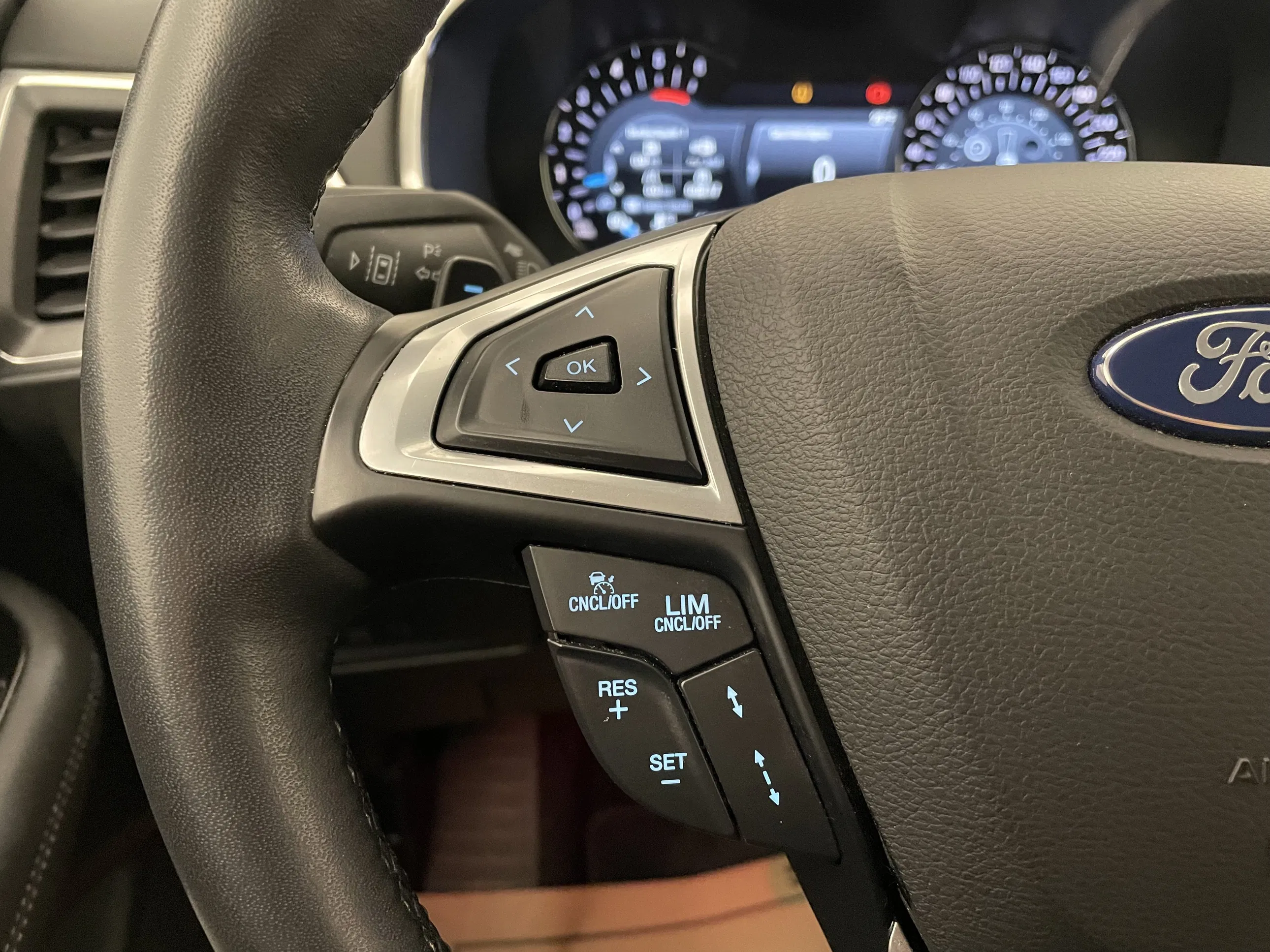 Ford Galaxy 2.0 EcoBlue Titanium | Bild 25 von 31