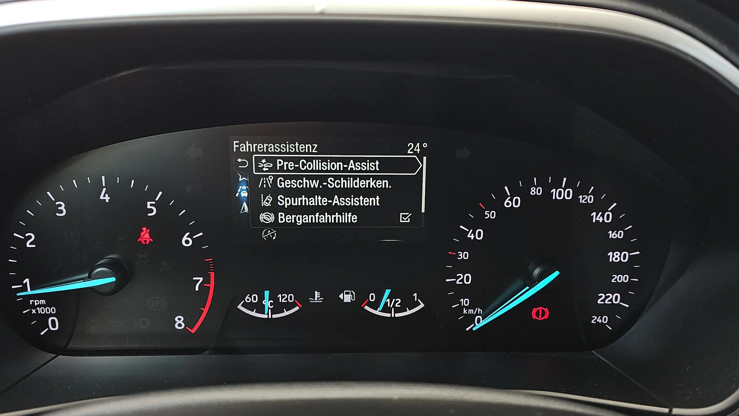 Ford Focus 1.0 EcoBoost Business | Bild 13 von 19