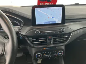 Ford Focus Traveller 1.5 EcoBlue Vignale | Thumbnail 8 von 31