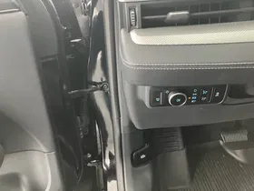 Ford Mustang Mach-E Elektro 72,6kWh Standard Range | Thumbnail 12 von 30