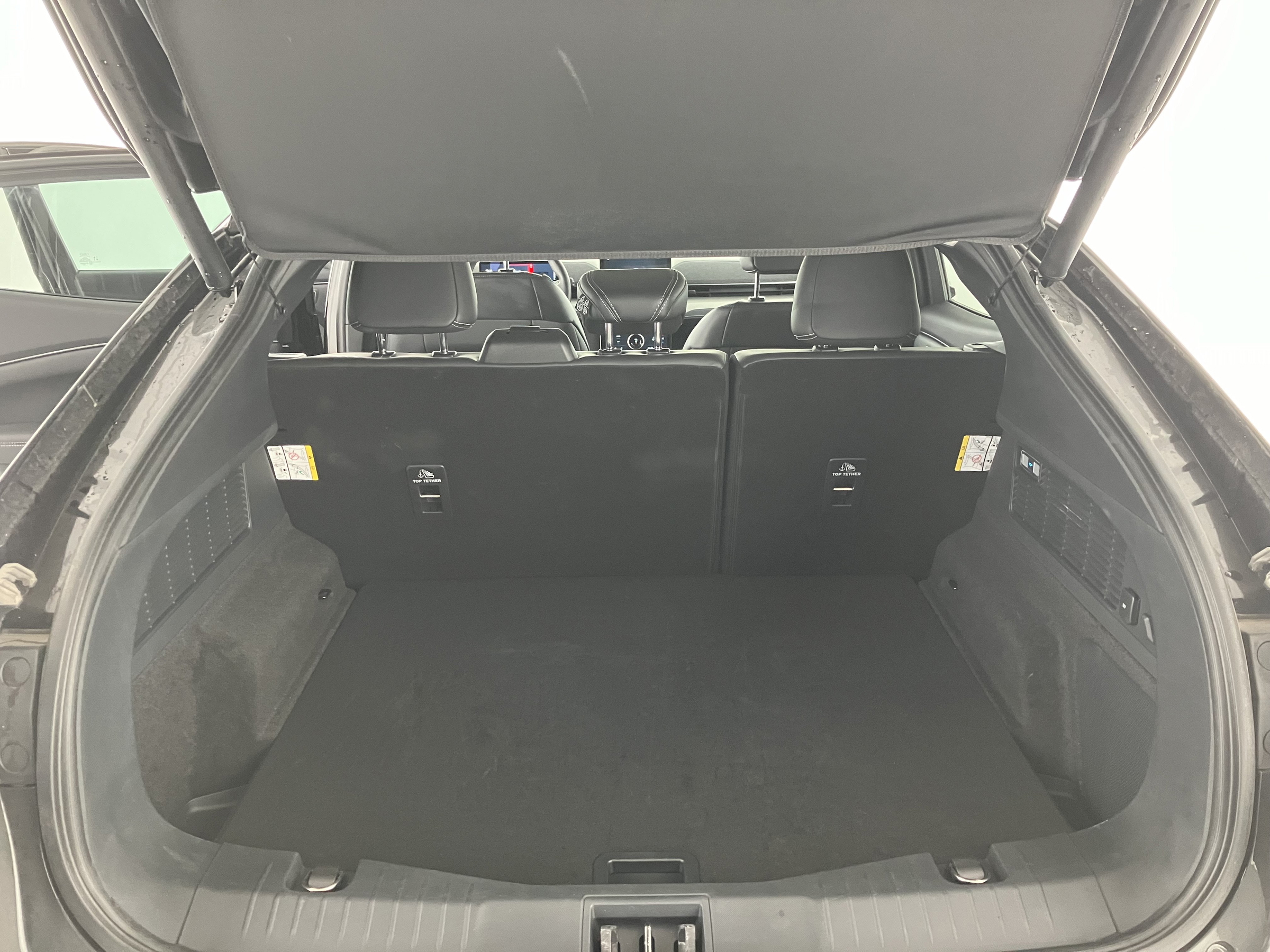 Ford Mustang Mach-E Elektro 72,6kWh Standard Range | Bild 28 von 30