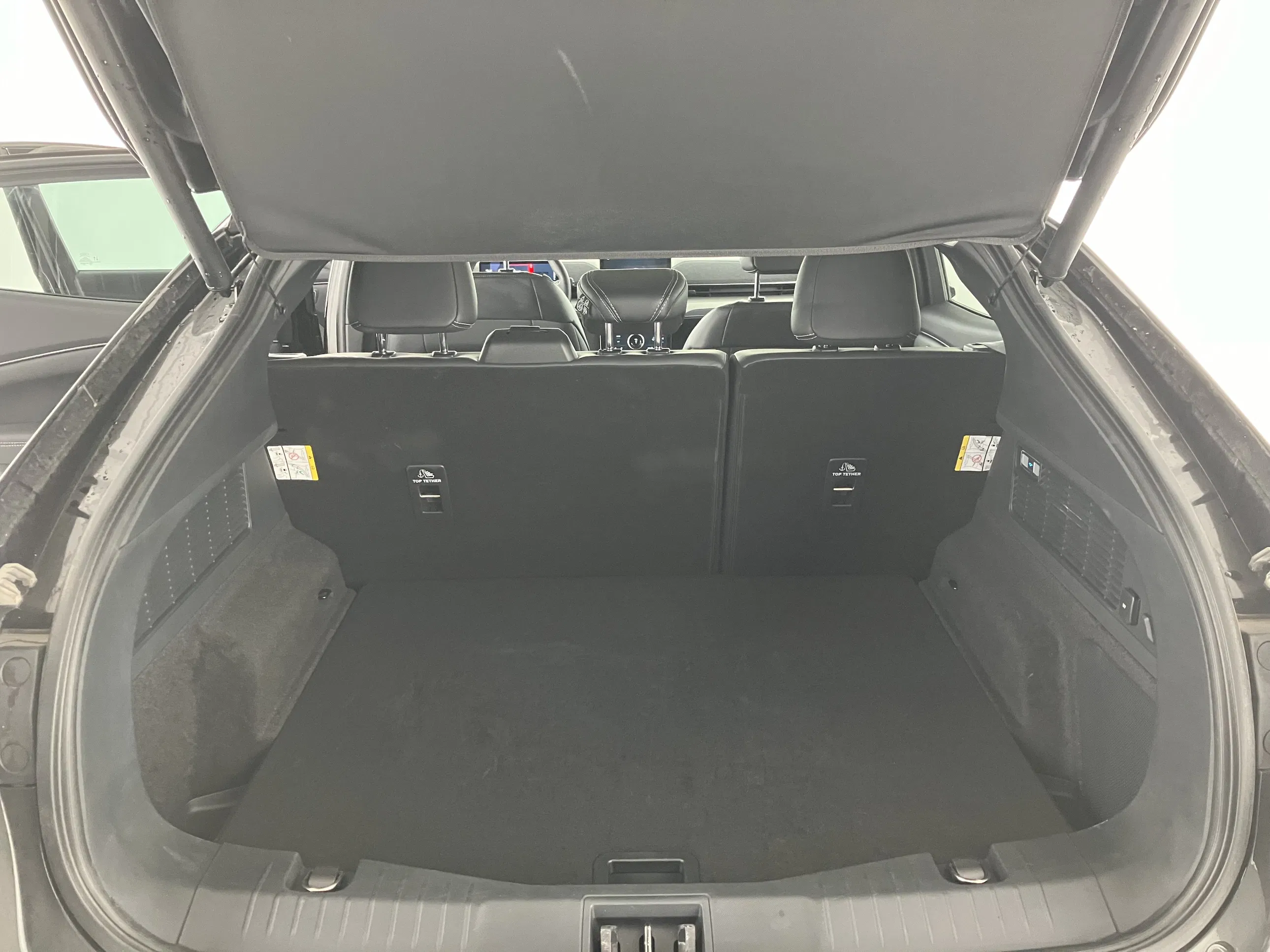 Ford Mustang Mach-E Elektro 72,6kWh Standard Range | Bild 28 von 30