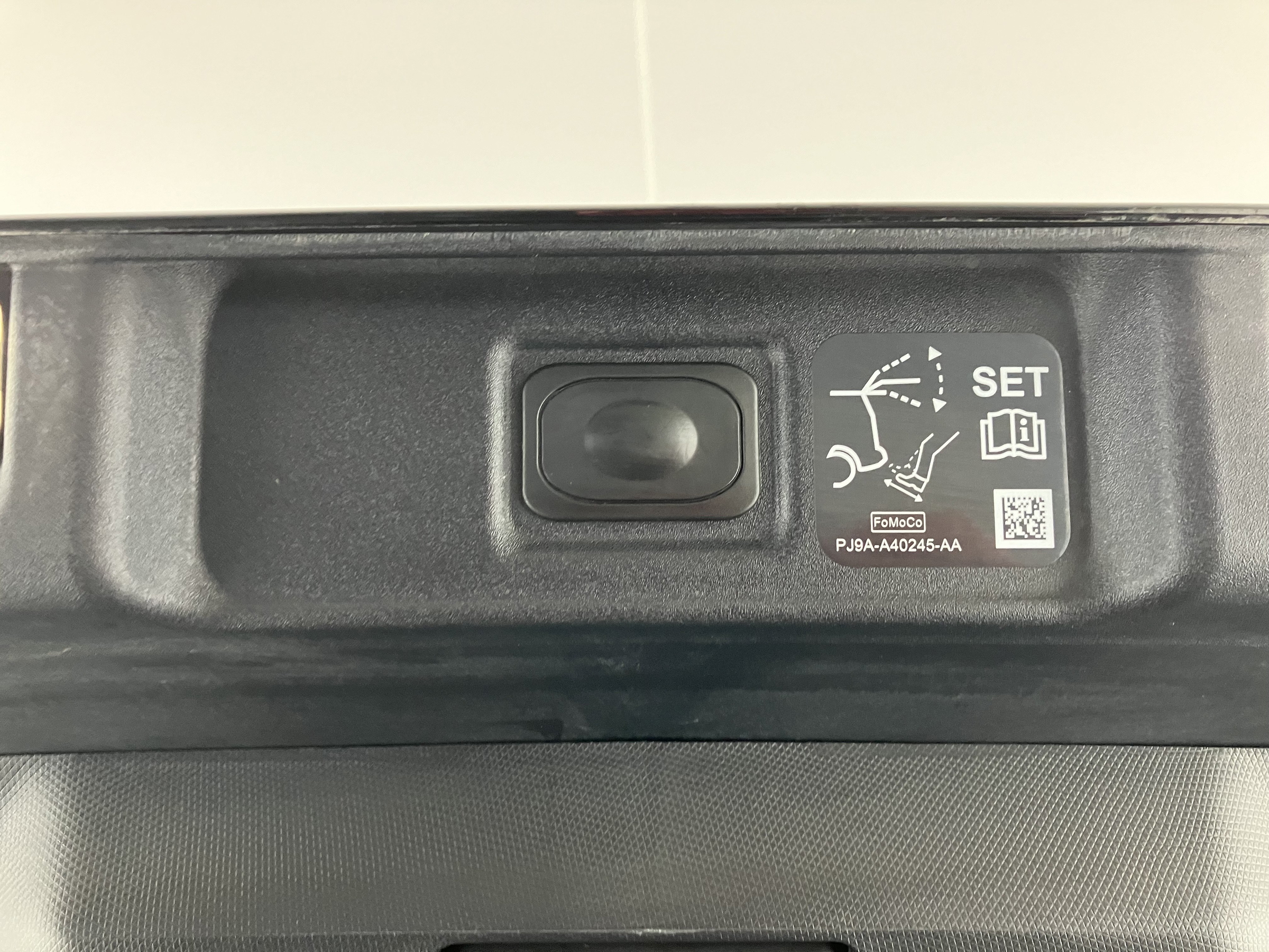 Ford Mustang Mach-E Elektro 72,6kWh Standard Range | Bild 29 von 30