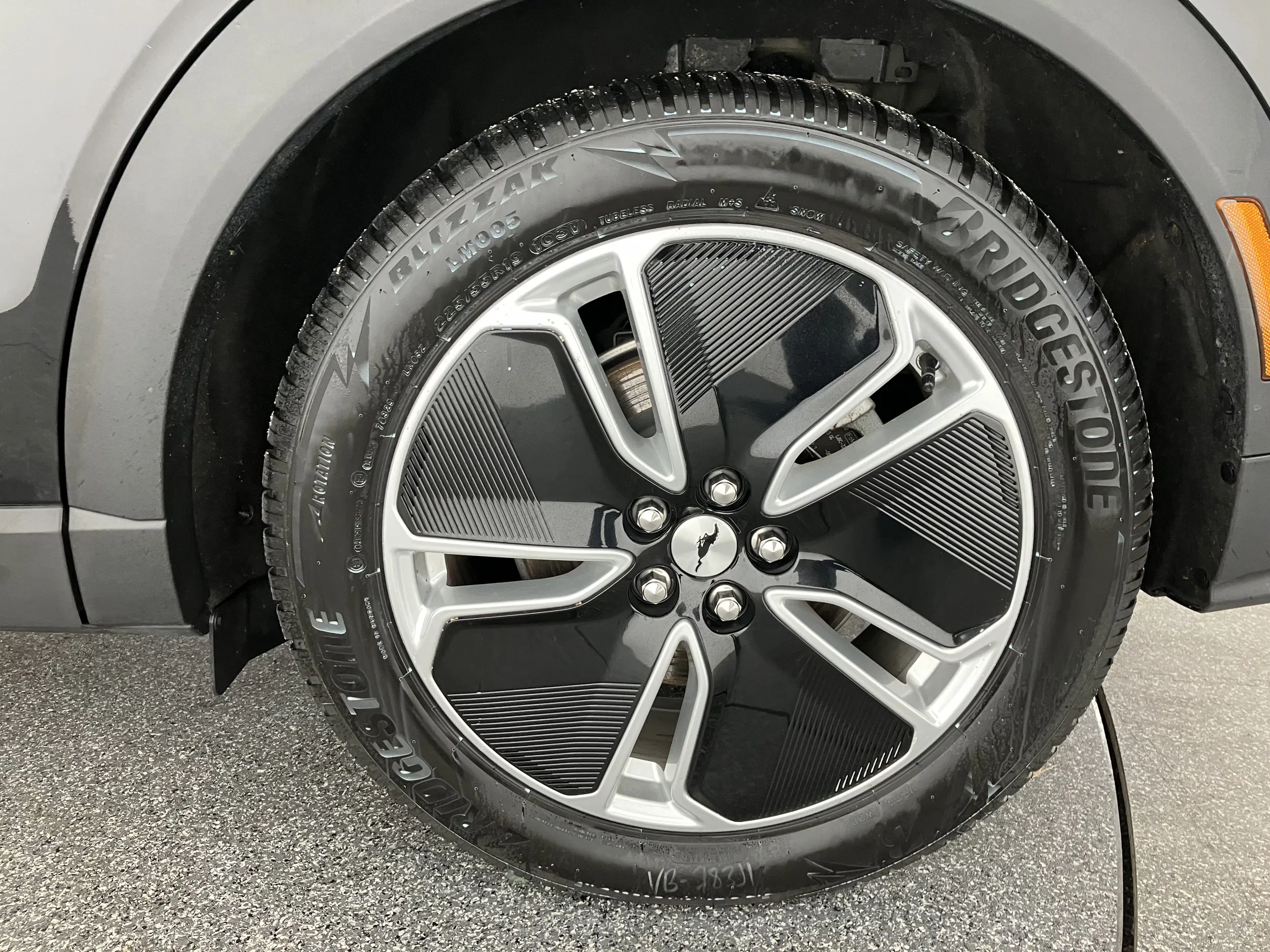 Ford Mustang Mach-E Elektro 72,6kWh Standard Range | Bild 30 von 30