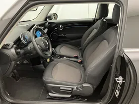 MINI Cooper Hatch | Thumbnail 10 von 22