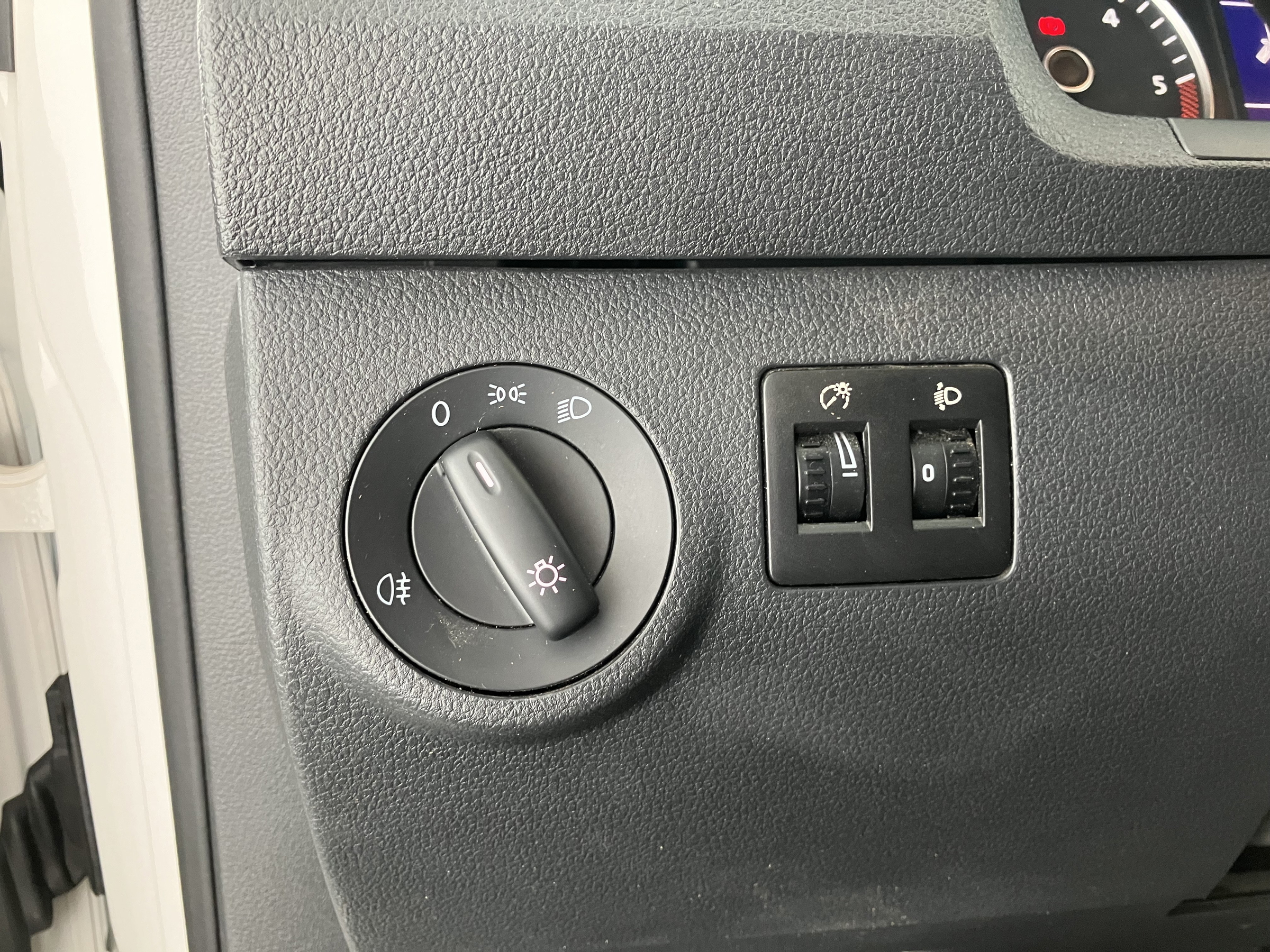 VW Caddy Nfz Kasten 2.0 TDI 4Motion BMT Kasten | Bild 17 von 25