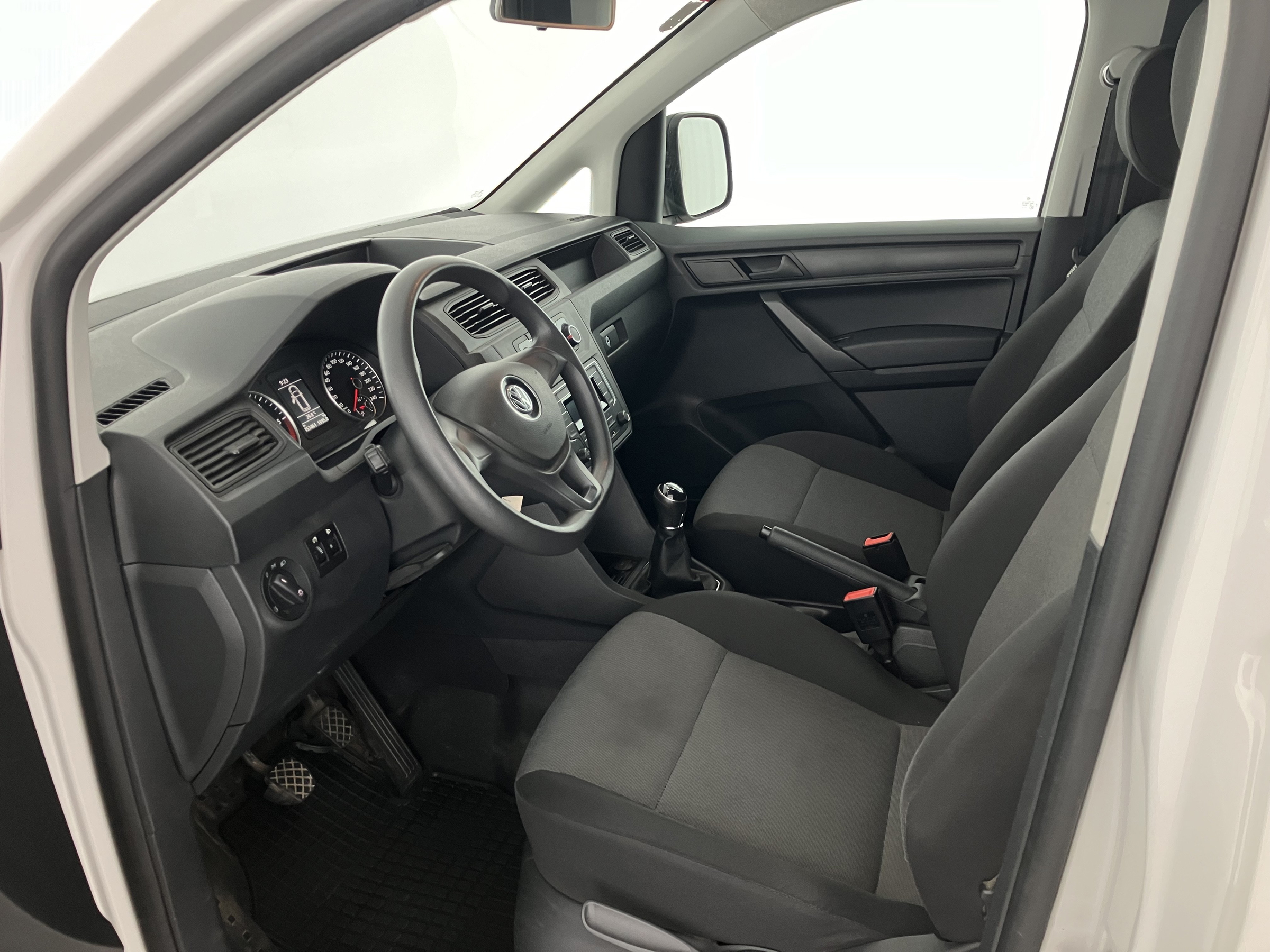 VW Caddy Nfz Kasten 2.0 TDI 4Motion BMT Kasten | Bild 6 von 25