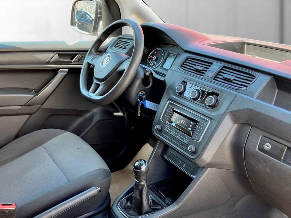 VW Caddy Nfz Kasten 2.0 TDI 4Motion | Bild 14 von 17
