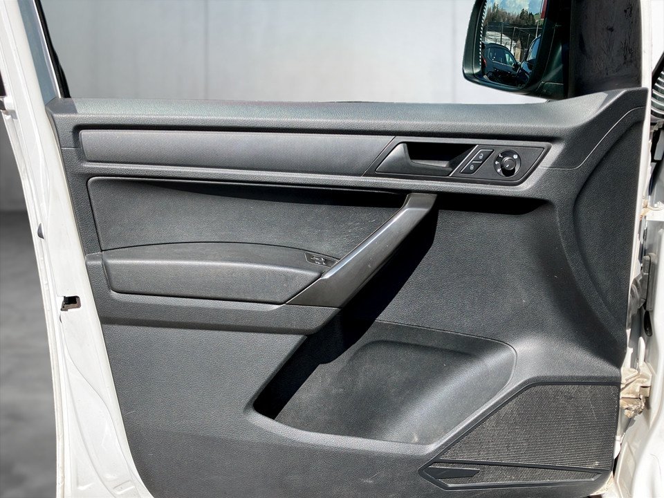 VW Caddy Nfz Kasten 2.0 TDI 4Motion | Bild 15 von 17