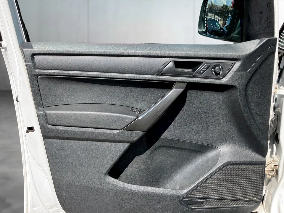 VW Caddy Nfz Kasten 2.0 TDI 4Motion | Bild 15 von 17