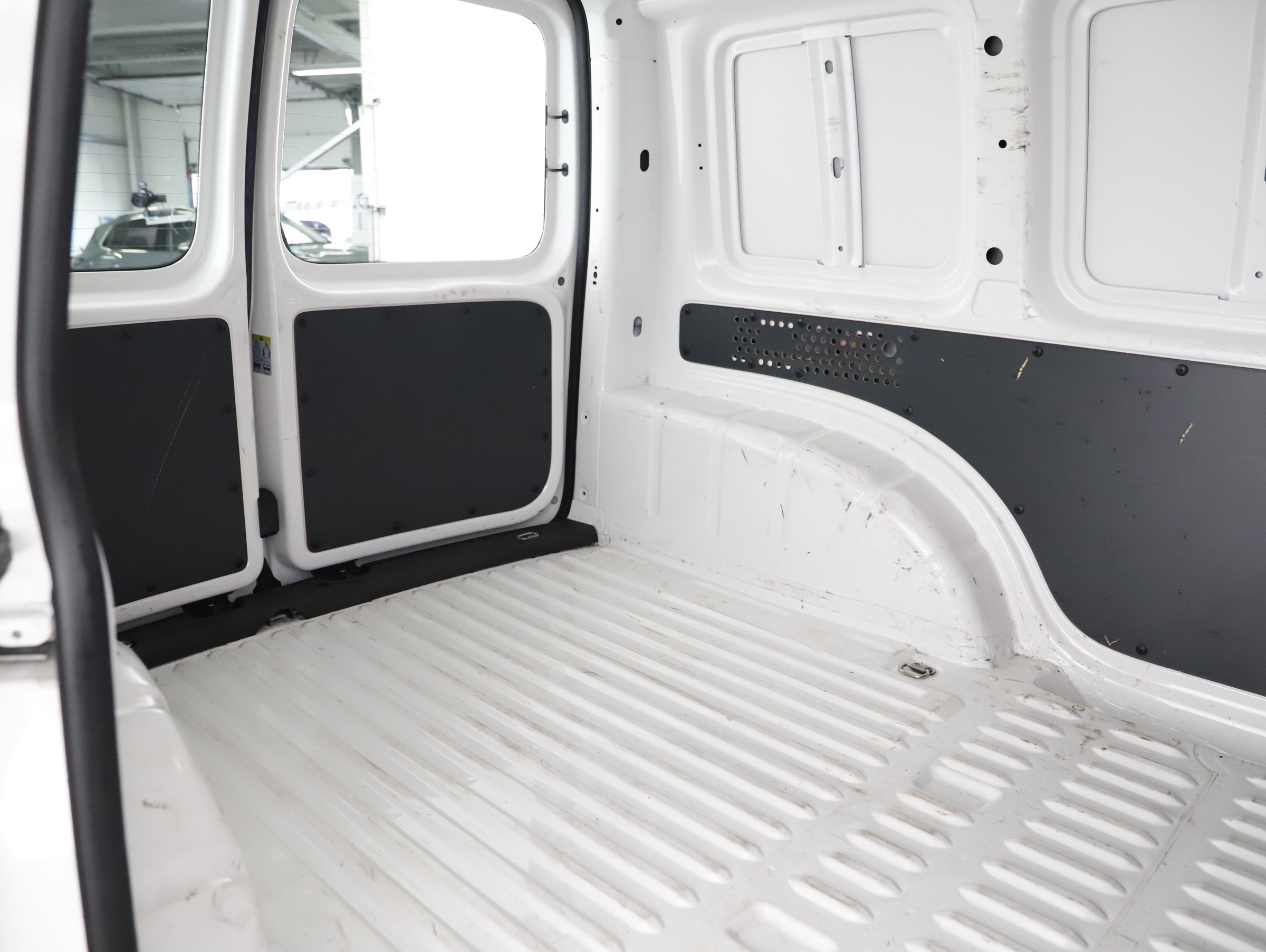 VW Caddy Nfz Kasten 2.0 TDI BMT Kasten | Bild 18 von 22