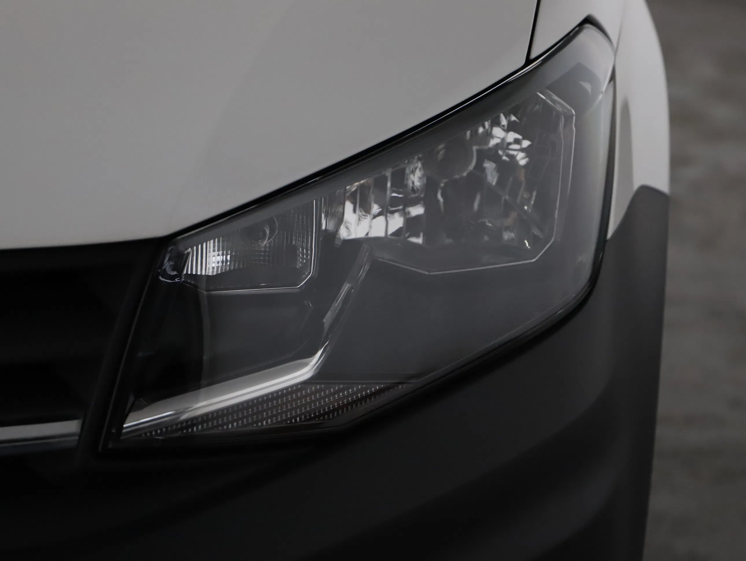 VW Caddy Nfz Kasten 2.0 TDI BMT Kasten | Bild 4 von 22