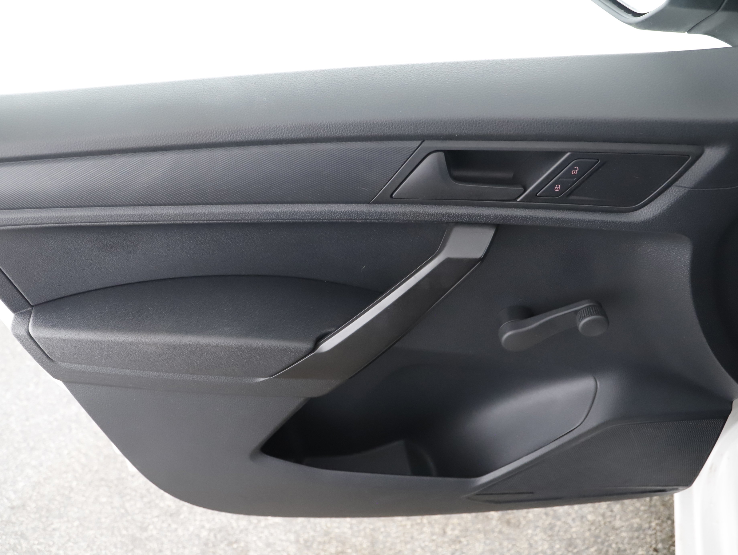 VW Caddy Nfz Kasten 2.0 TDI BMT Kasten | Bild 5 von 22