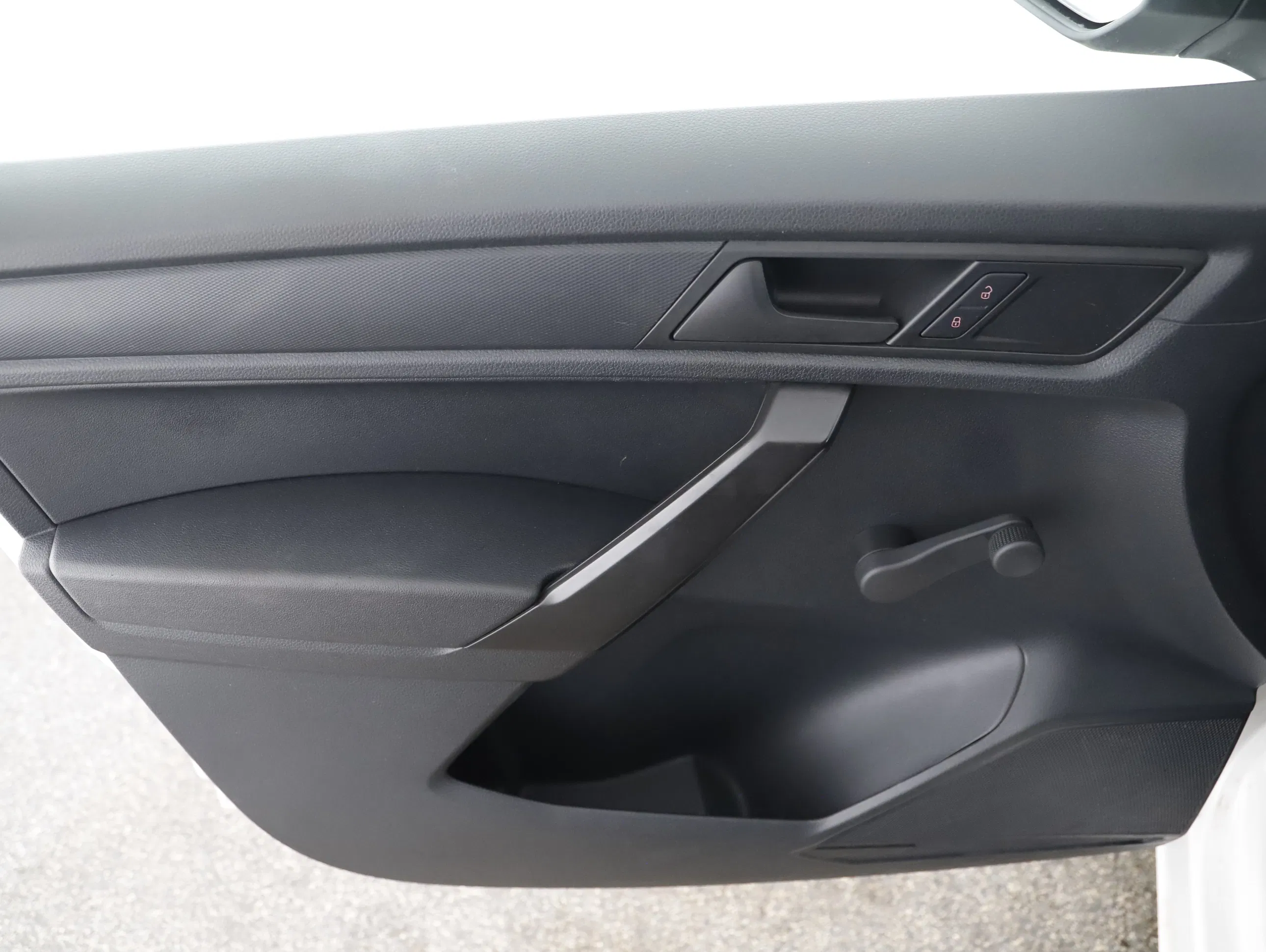 VW Caddy Nfz Kasten 2.0 TDI BMT Kasten | Bild 5 von 22