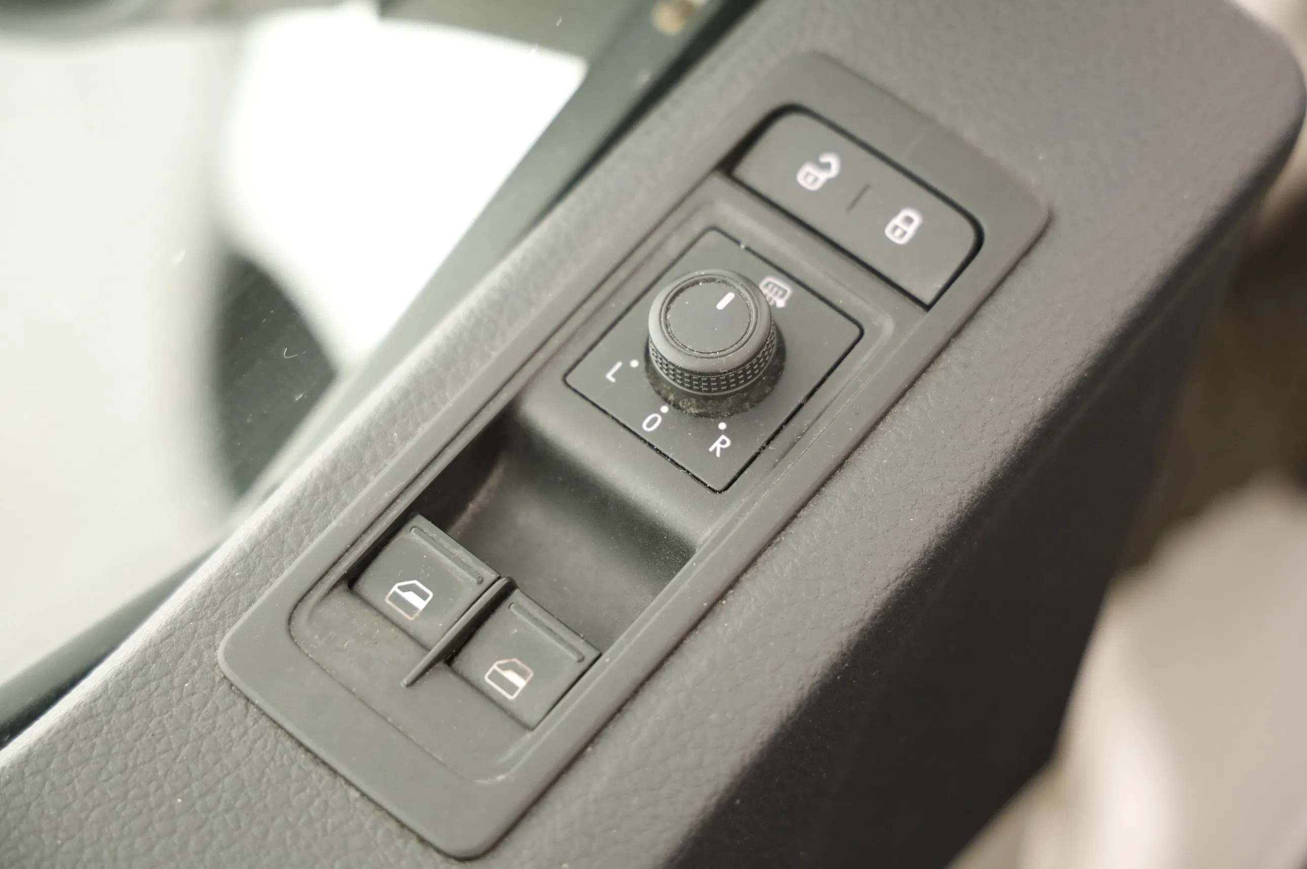 VW T6 Transporter -Kombi 2.0 TDI Kasten lang EcoProfi | Bild 12 von 30