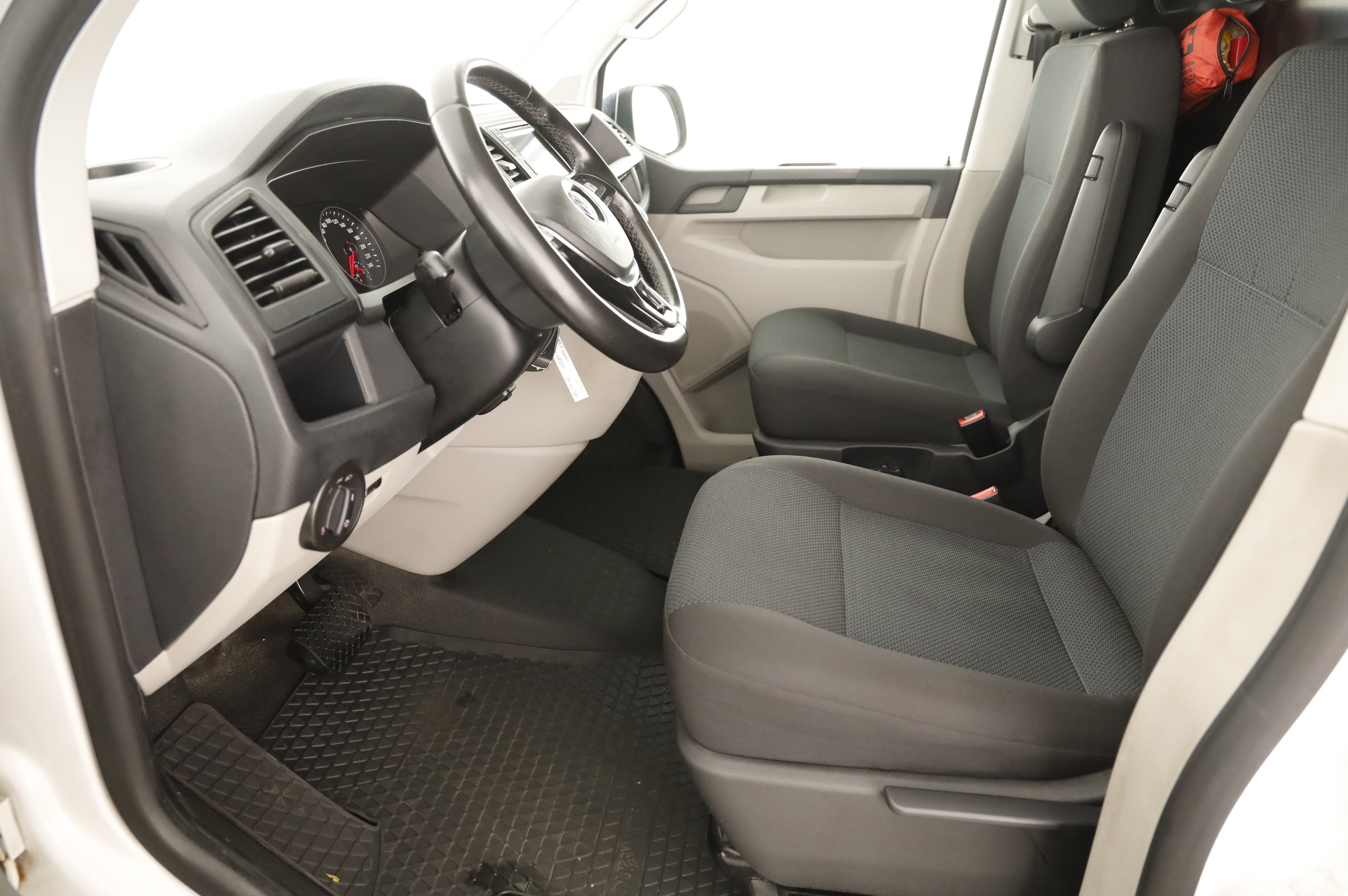 VW T6 Transporter -Kombi 2.0 TDI Kasten lang EcoProfi | Bild 14 von 30