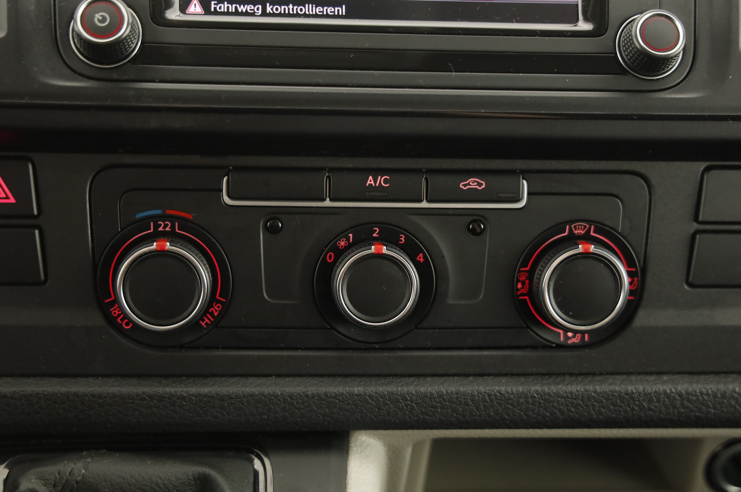 VW T6 Transporter -Kombi 2.0 TDI Kasten lang EcoProfi | Bild 22 von 30