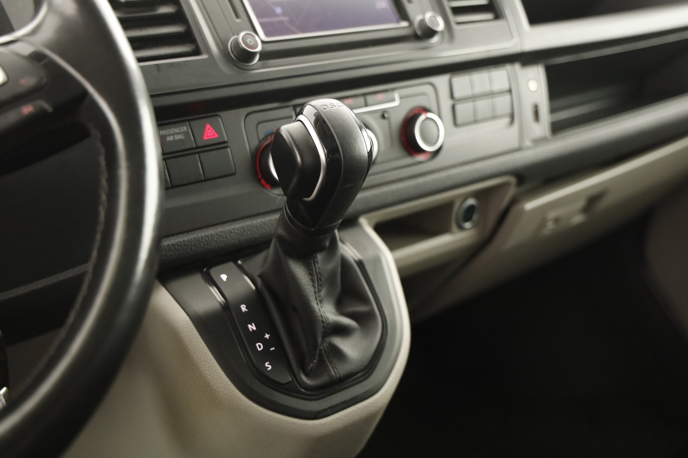 VW T6 Transporter -Kombi 2.0 TDI Kasten lang EcoProfi | Bild 23 von 30