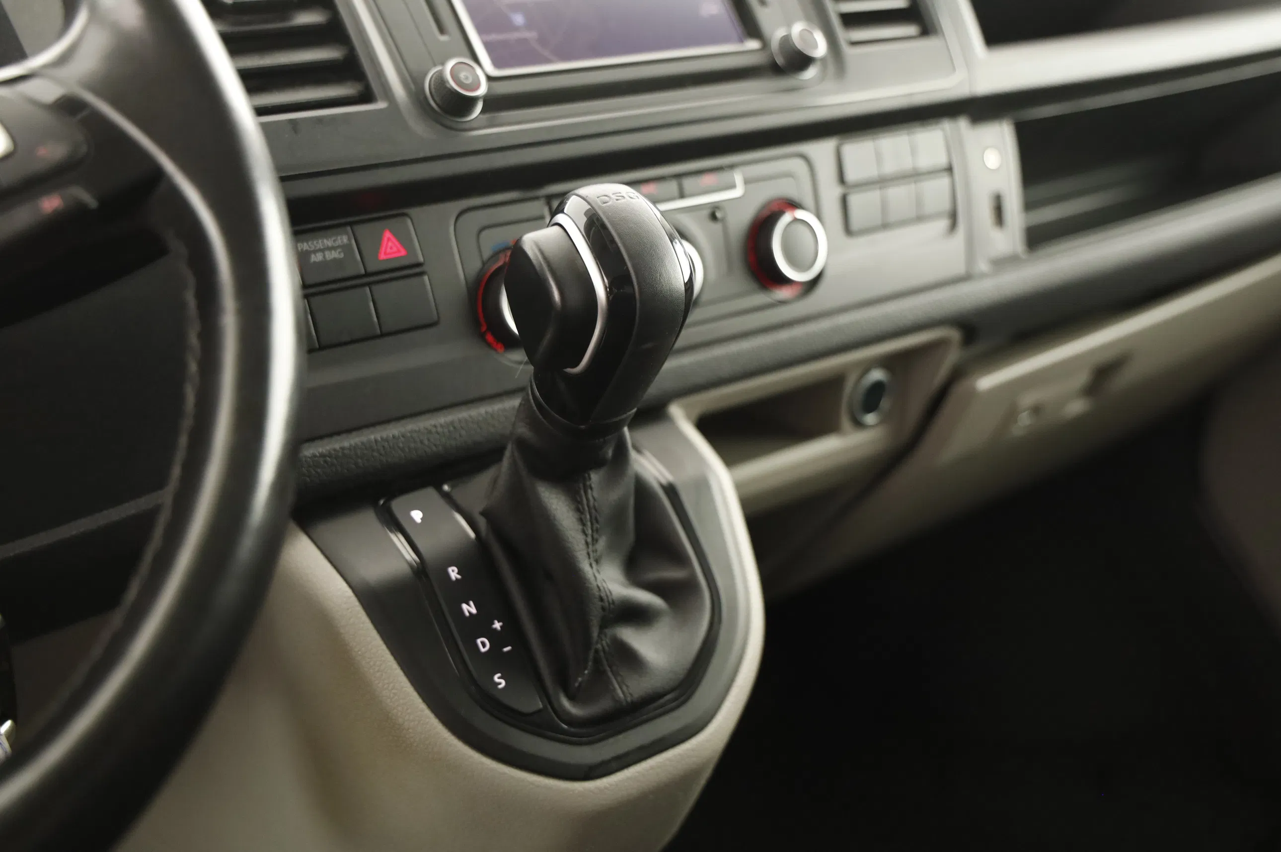 VW T6 Transporter -Kombi 2.0 TDI Kasten lang EcoProfi | Bild 23 von 30