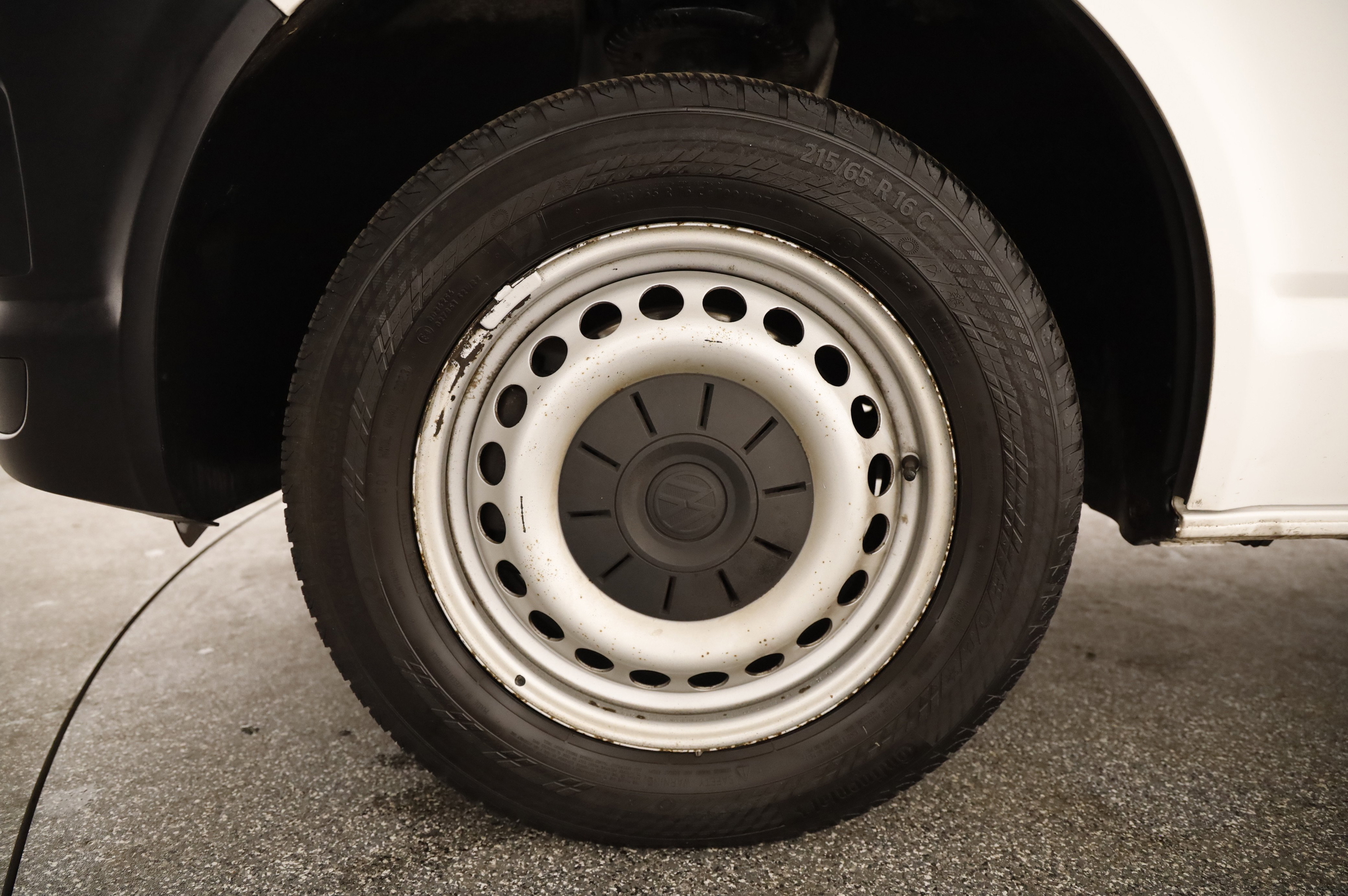 VW T6 Transporter -Kombi 2.0 TDI Kasten lang EcoProfi | Bild 10 von 30