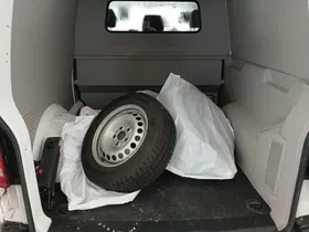 VW T6 Transporter Kasten- 2.0 TDI 4Motion Kombi lang | Thumbnail 25 von 29