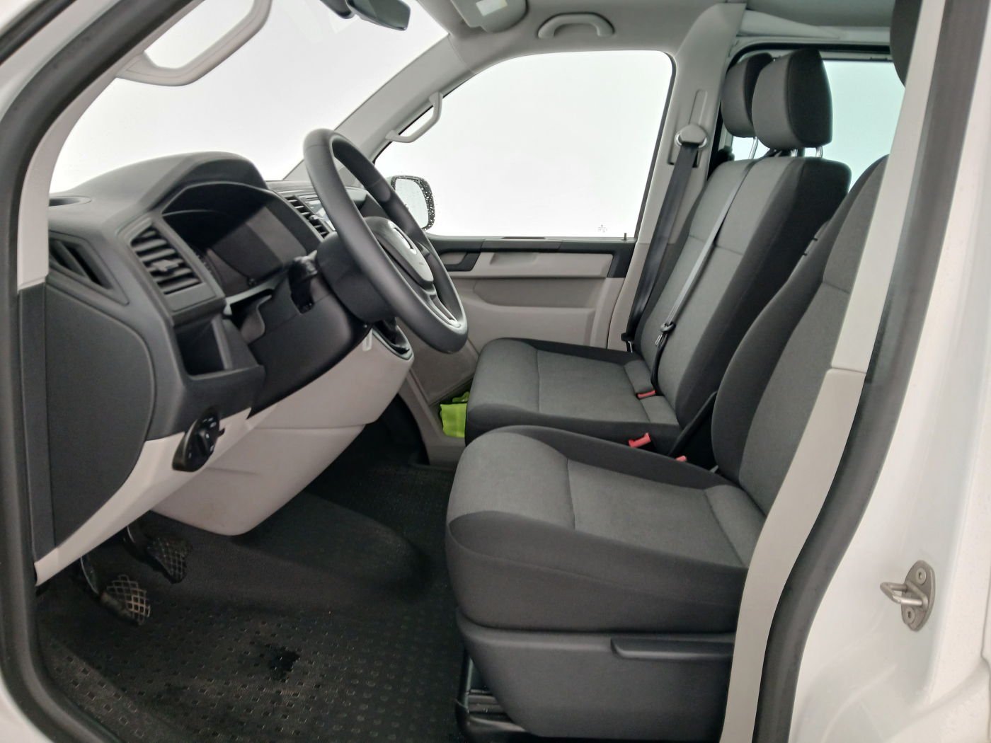 VW T6 Transporter Kasten- 2.0 TDI 4Motion Kombi lang | Bild 11 von 29