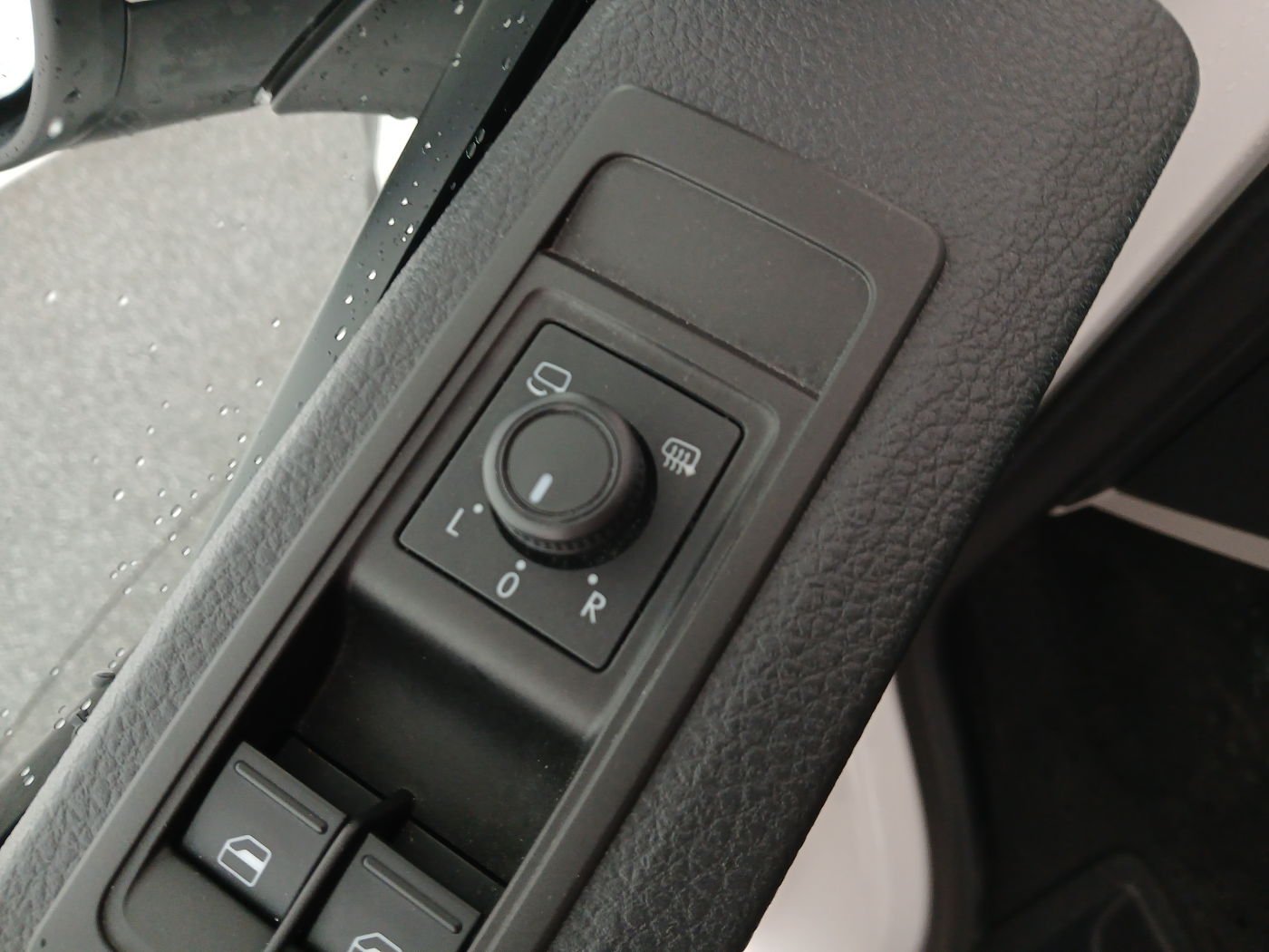 VW T6 Transporter Kasten- 2.0 TDI 4Motion Kombi lang | Bild 13 von 29