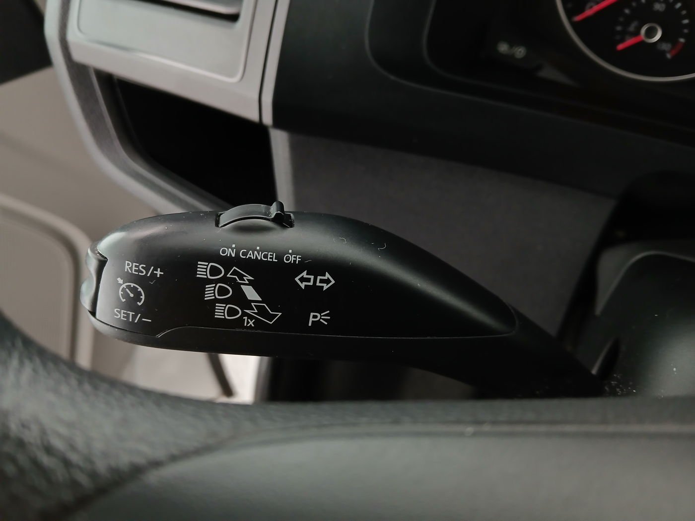 VW T6 Transporter Kasten- 2.0 TDI 4Motion Kombi lang | Bild 15 von 29