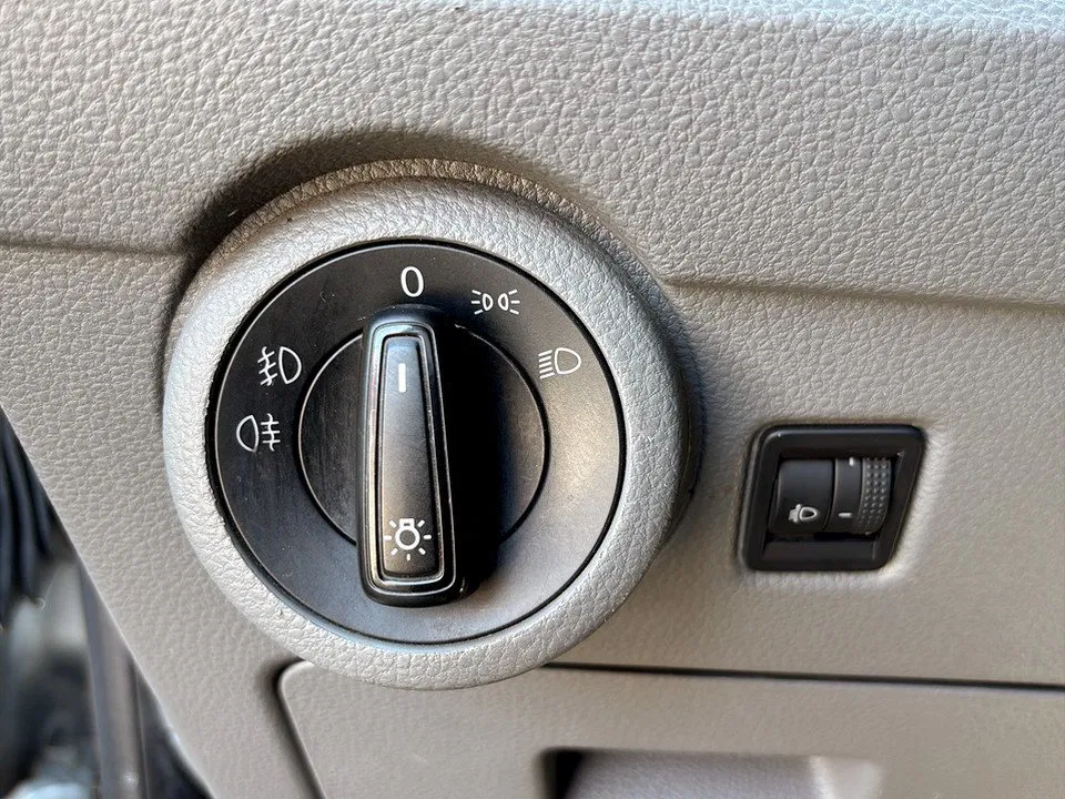 VW Transporter 2.0 TDI 4Motion | Bild 10 von 19